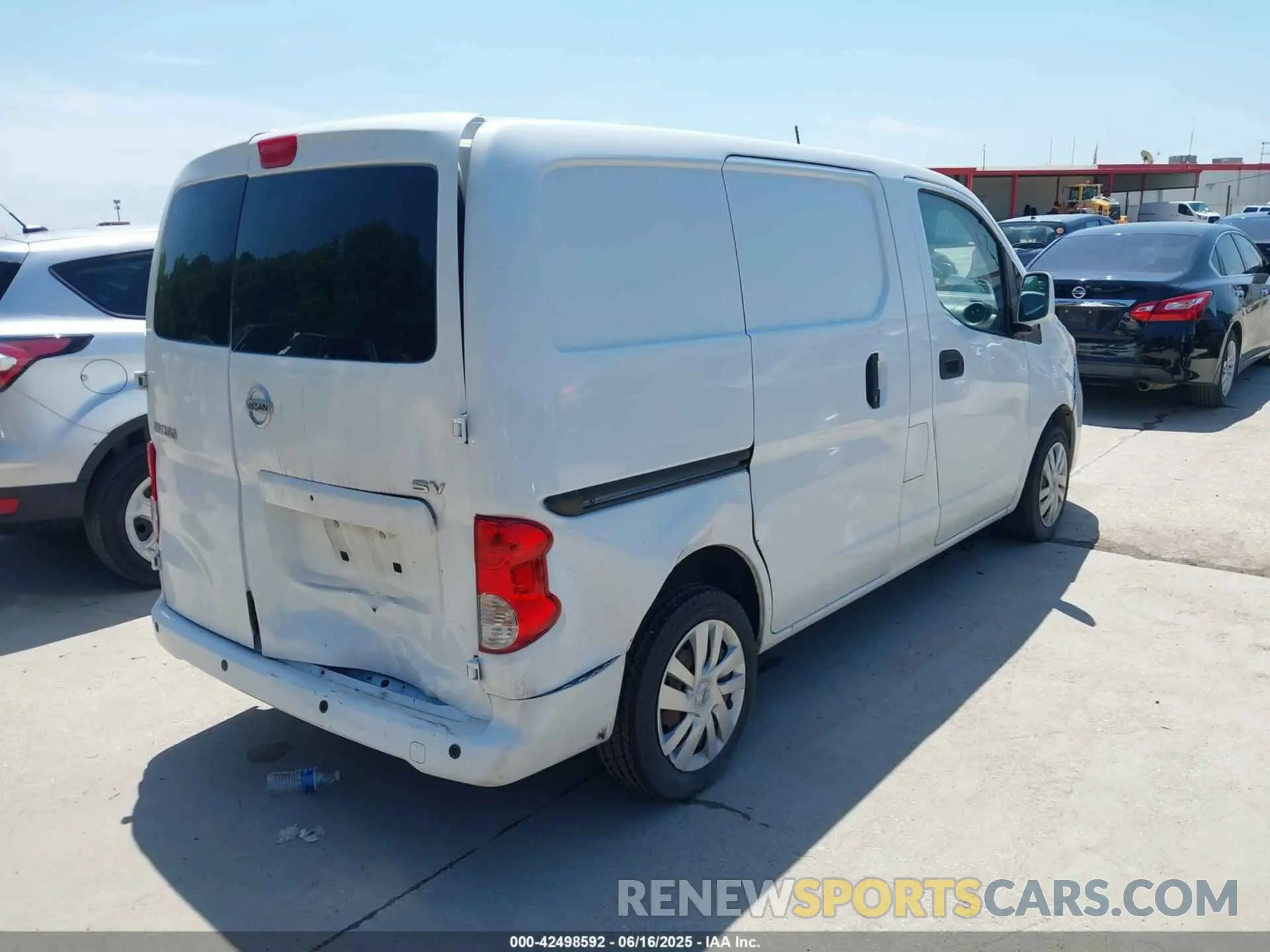 4 fotografías del automóvil dañado 3N6CM0KN8LK703706 NISSAN NV200  CARGO 2020