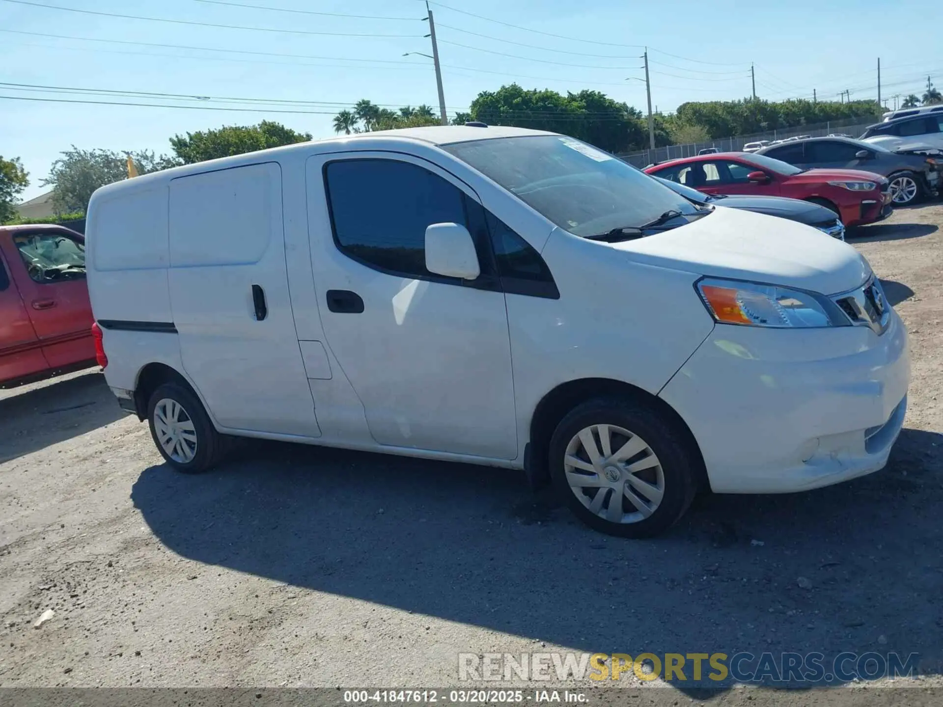 13 fotografías del automóvil dañado 3N6CM0KN9LK71O972 NISSAN NV200  CARGO 2020