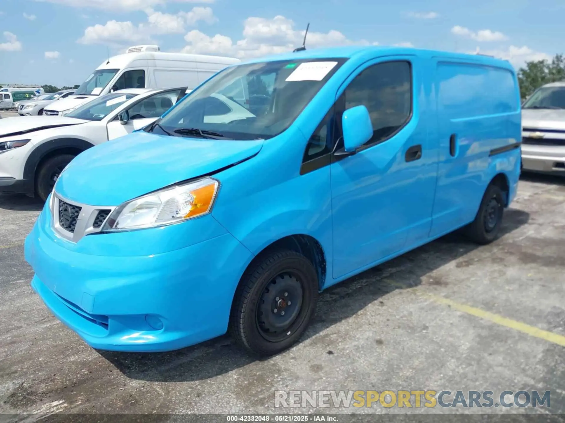 2 fotografías del automóvil dañado 3N6CM0KN0MK693609 NISSAN NV200  CARGO 2021