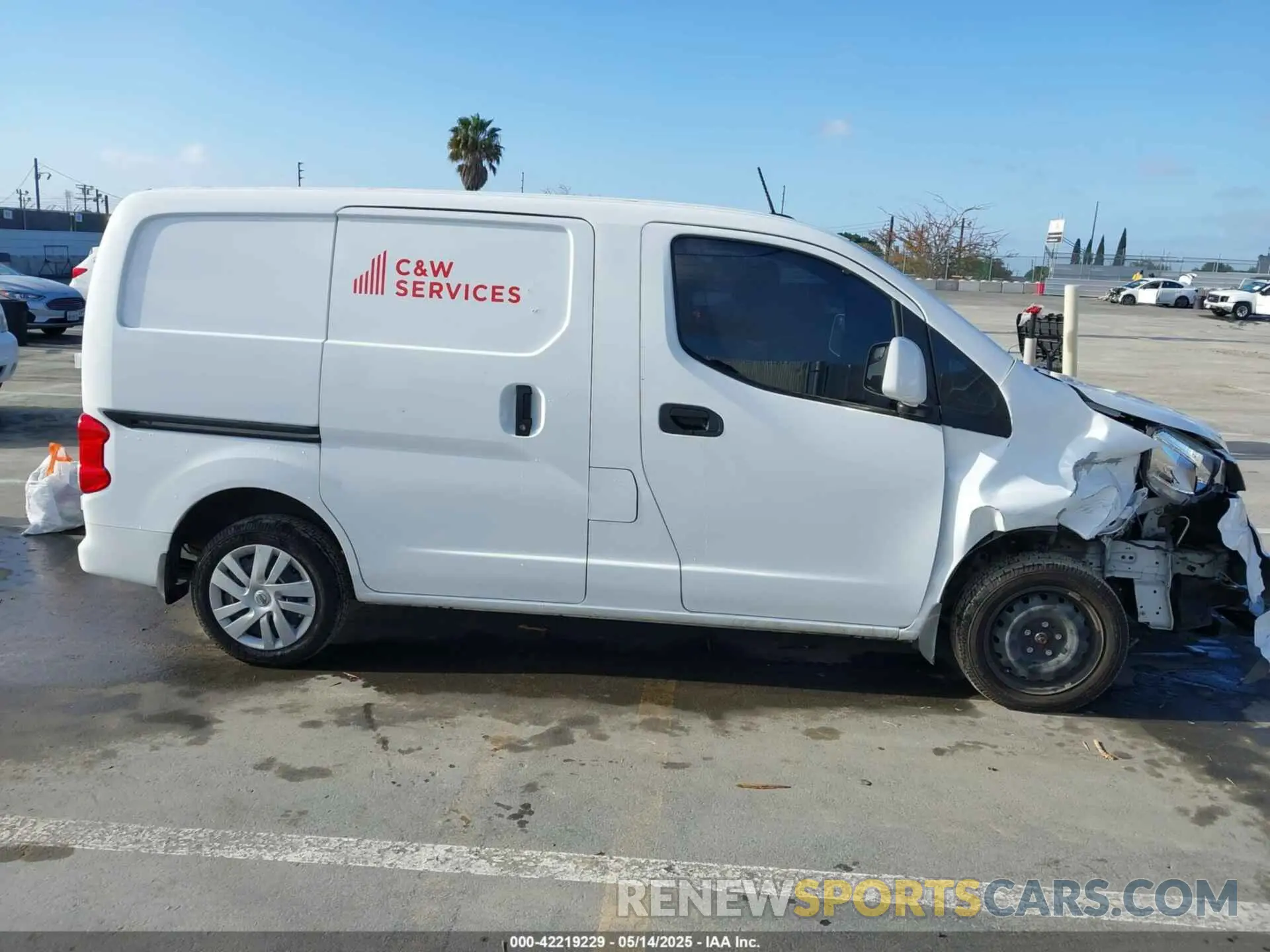 13 fotografías del automóvil dañado 3N6CM0KN4MK706538 NISSAN NV200  CARGO 2021