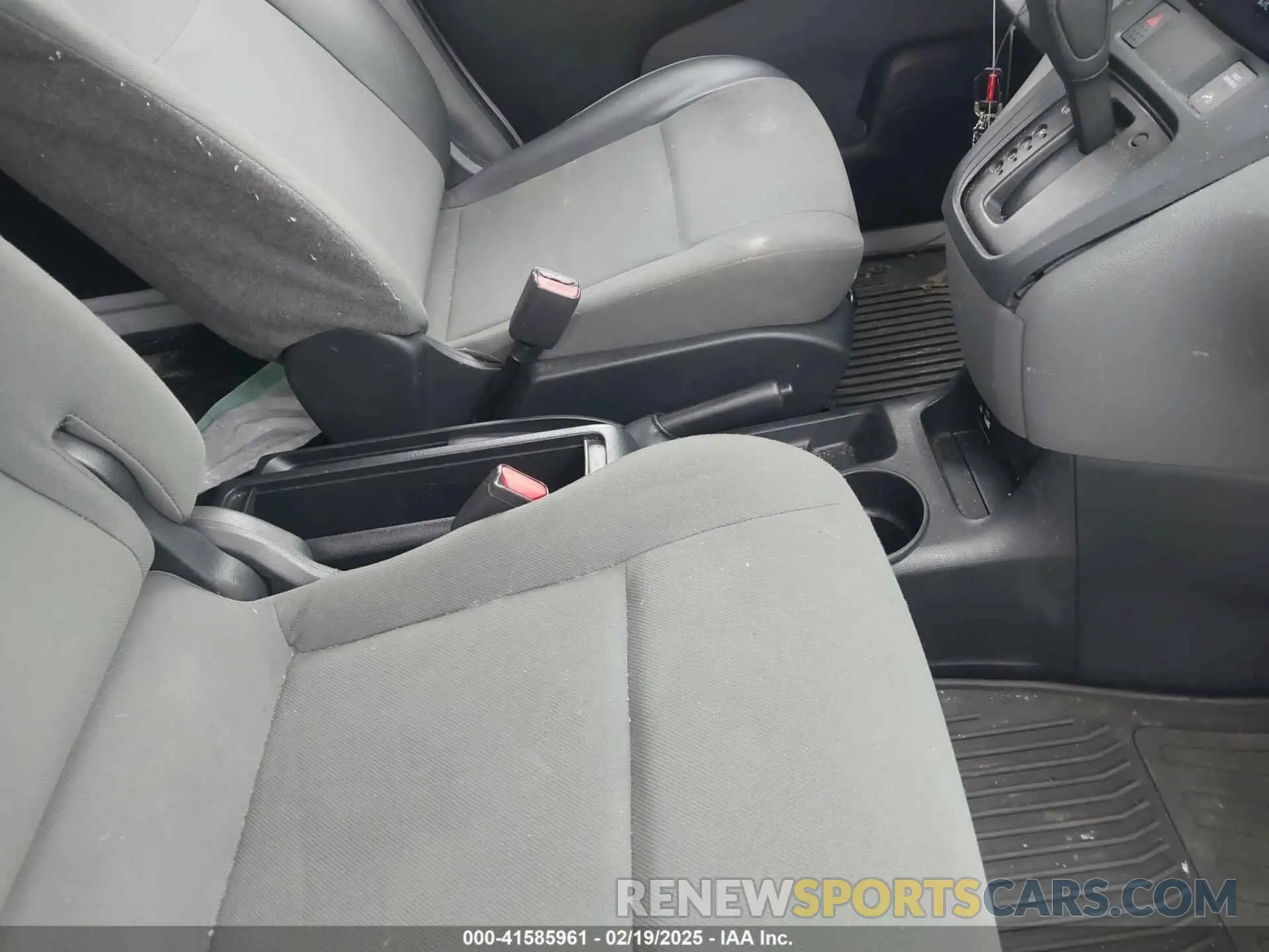 5 fotografías del automóvil dañado 3N6CM0KN6MK692142 NISSAN NV200  CARGO 2021