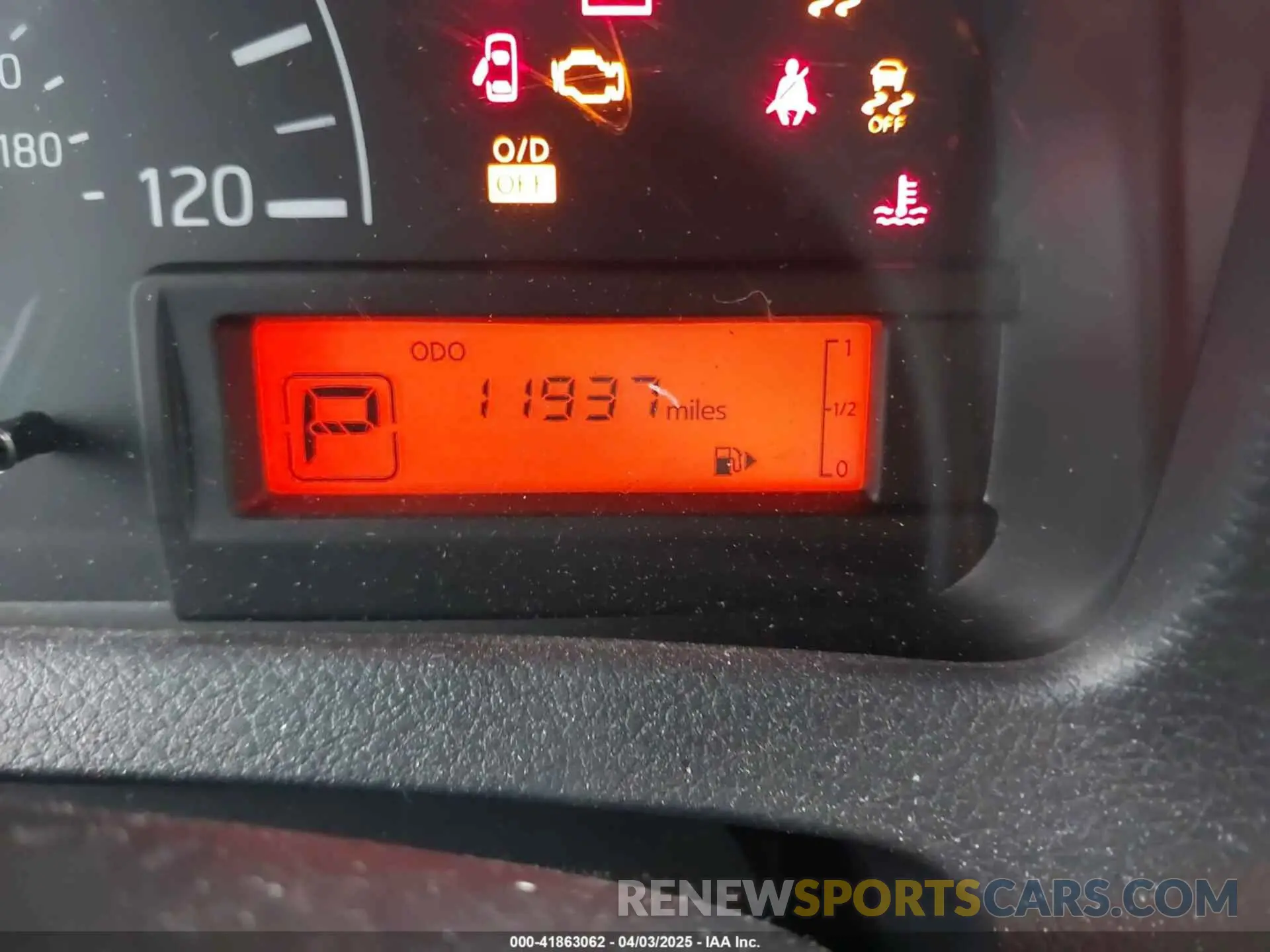 15 fotografías del automóvil dañado 3N6CM0KN6MK696675 NISSAN NV200  CARGO 2021