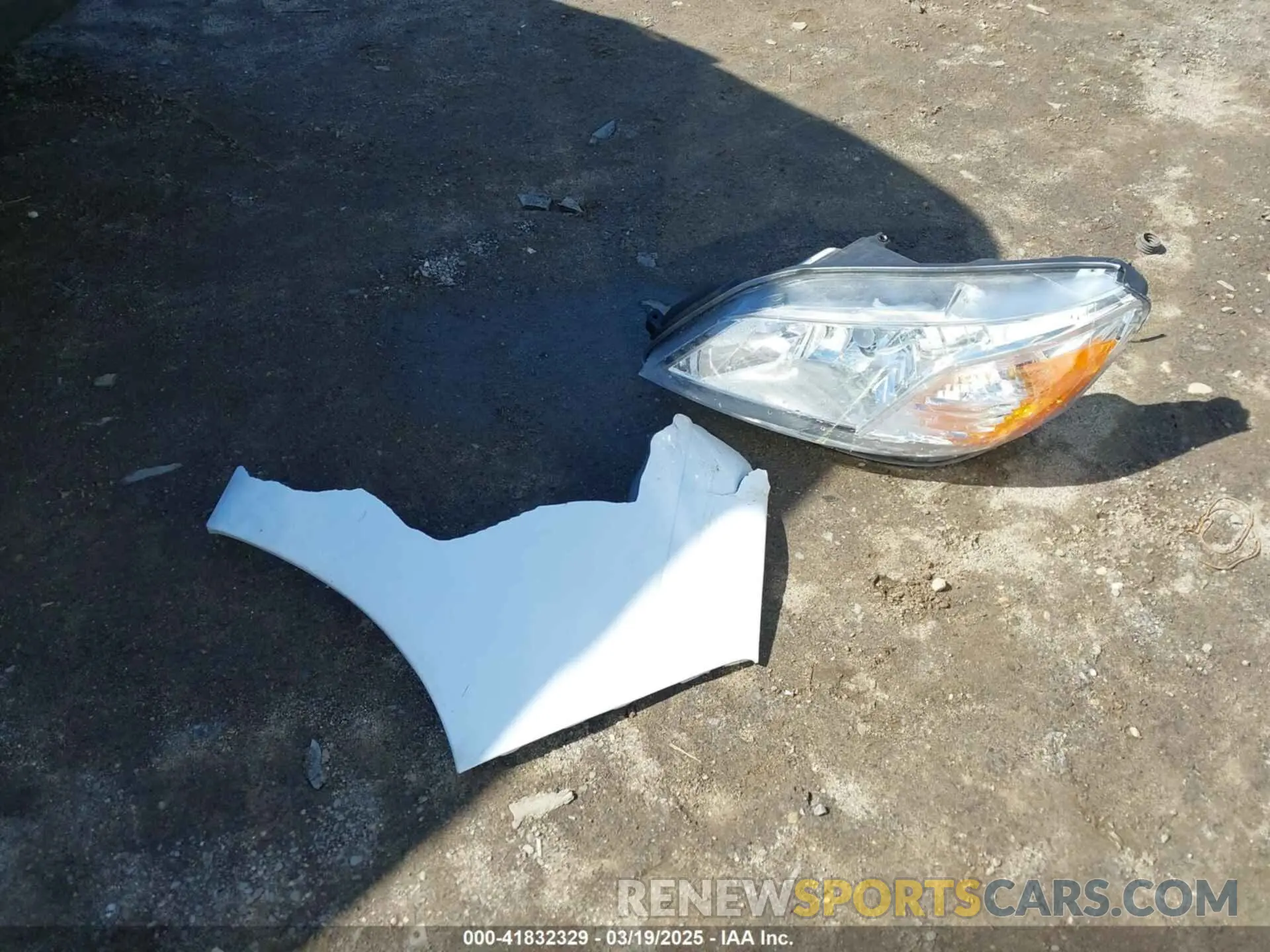 11 fotografías del automóvil dañado 3N6CM0KN9MK696475 NISSAN NV200  CARGO 2021