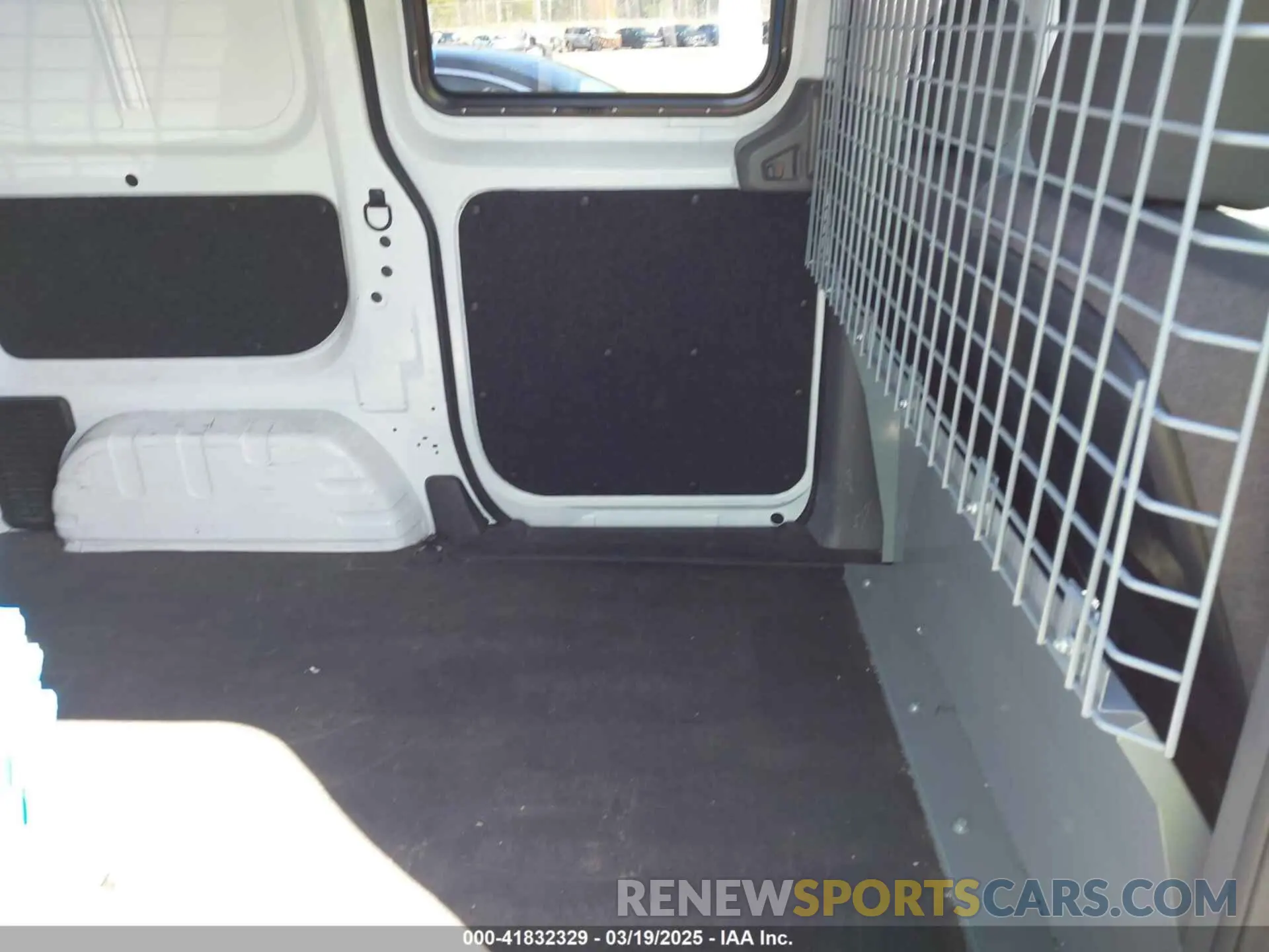 8 fotografías del automóvil dañado 3N6CM0KN9MK696475 NISSAN NV200  CARGO 2021