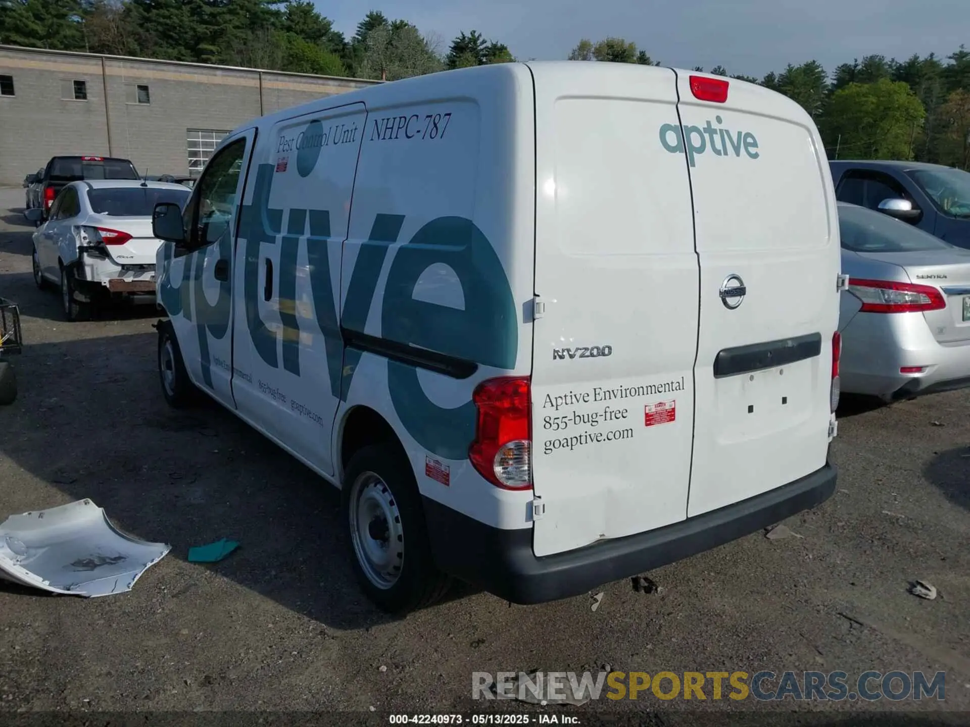 14 fotografías del automóvil dañado 3N6CM0KN9MK696704 NISSAN NV200  CARGO 2021