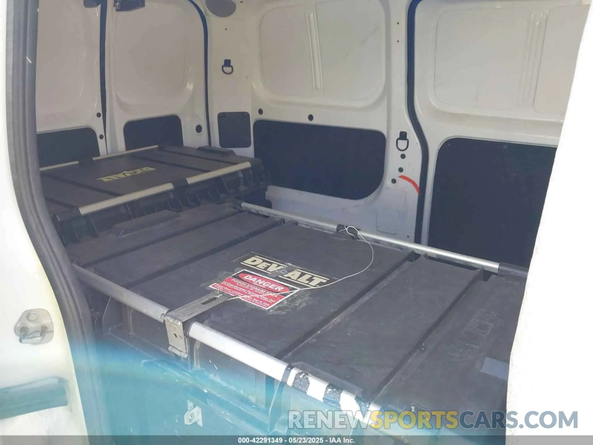 8 fotografías del automóvil dañado 3N6CM0KN9MK703084 NISSAN NV200  CARGO 2021