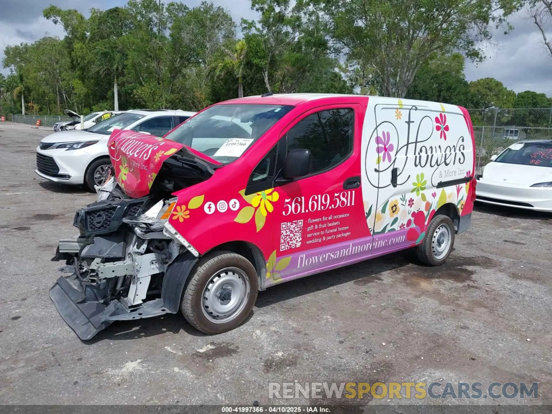 2 fotografías del automóvil dañado 3N6CM0KNXMK701280 NISSAN NV200  CARGO 2021