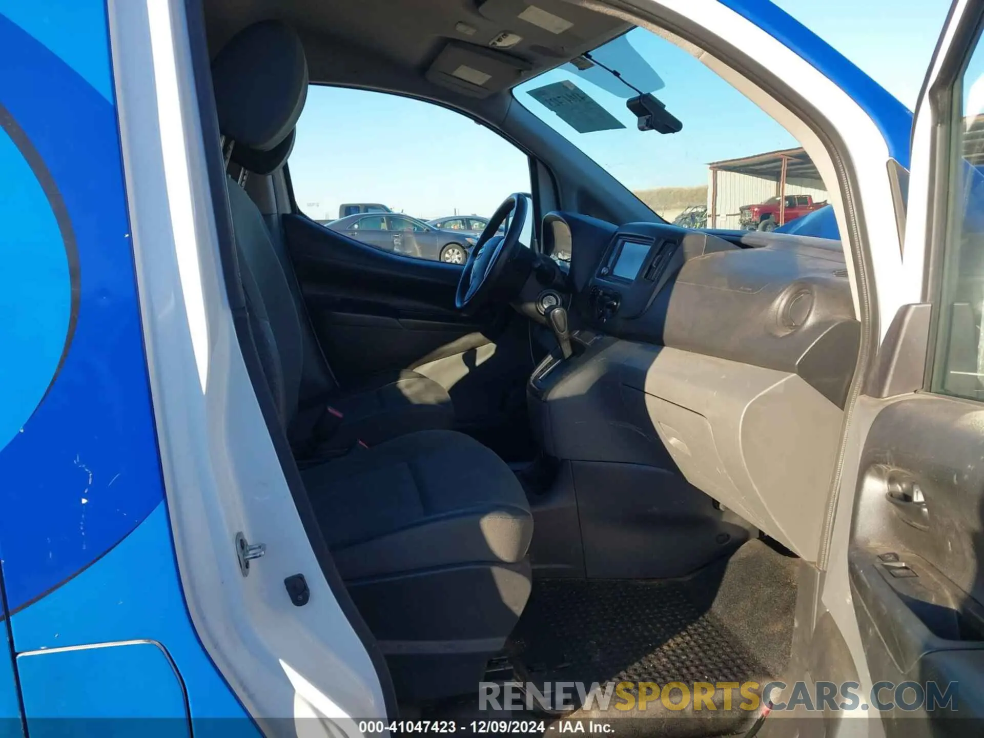 5 fotografías del automóvil dañado 3N6CM0KN4LK696673 NISSAN NV200 COMPACT CARGO 2020