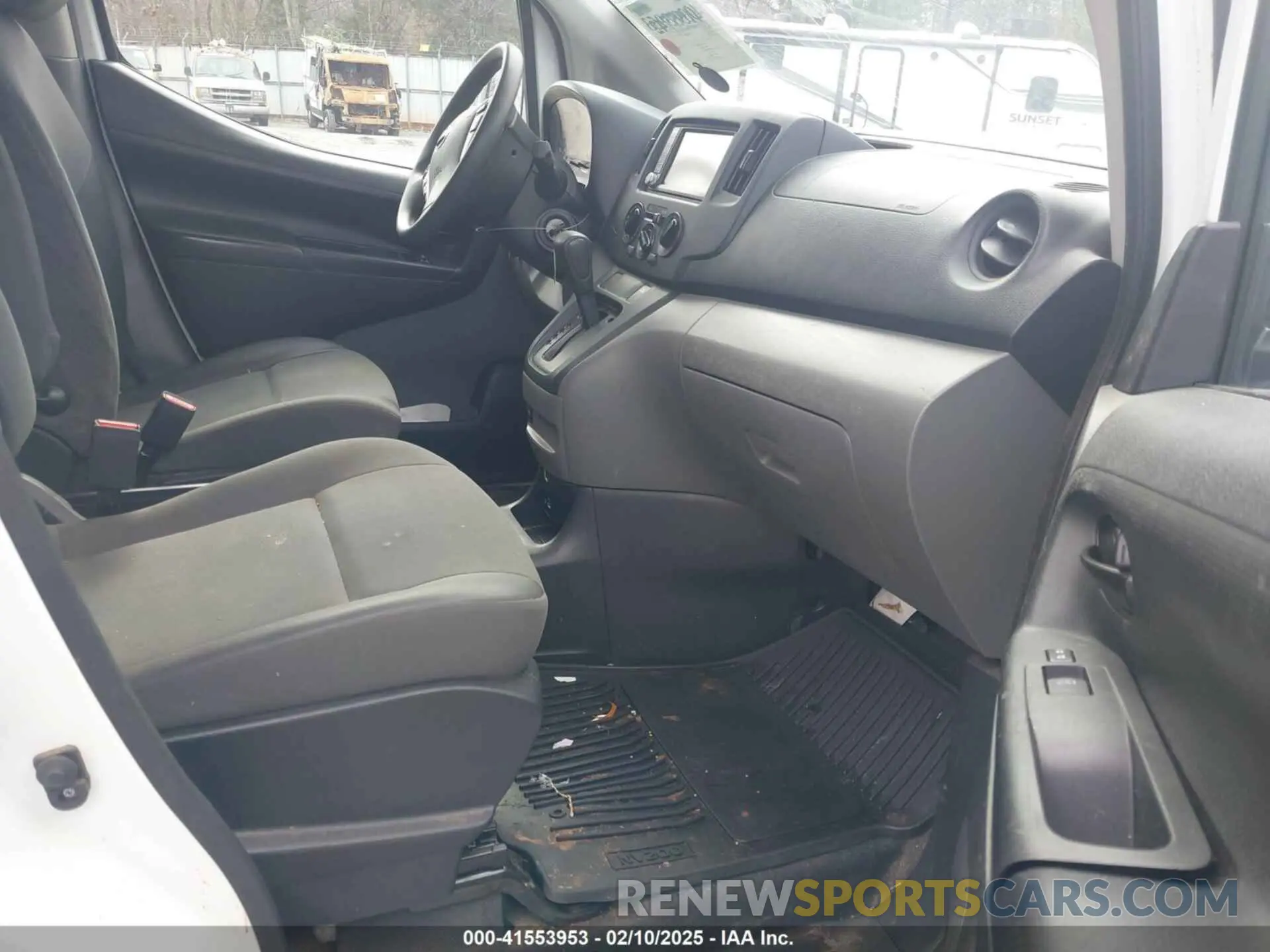 5 fotografías del automóvil dañado 3N6CM0KNXMK708231 NISSAN NV200 COMPACT CARGO 2021