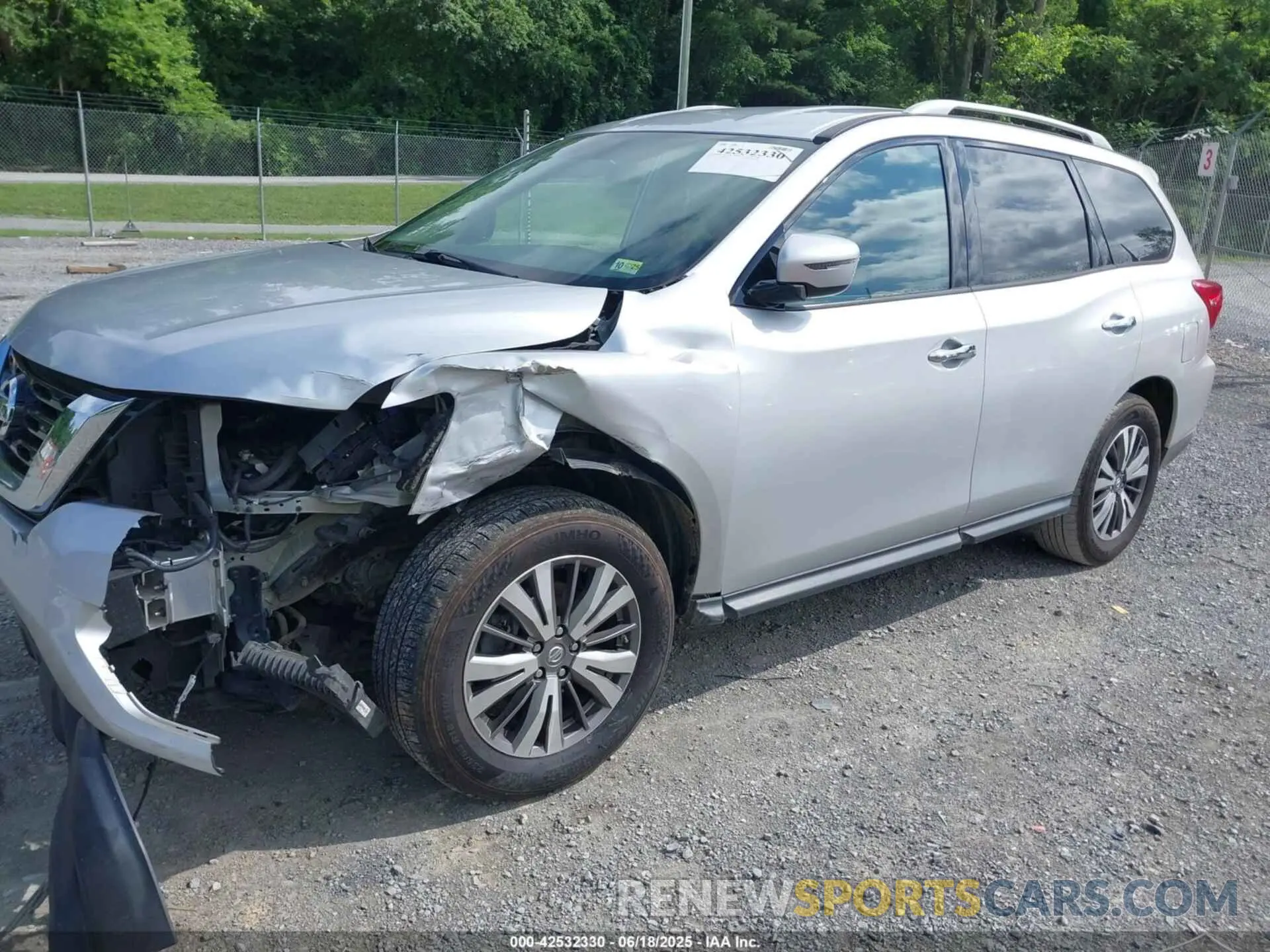 2 fotografías del automóvil dañado 5N1DR2MM0KC599382 NISSAN PATHFINDER 2019