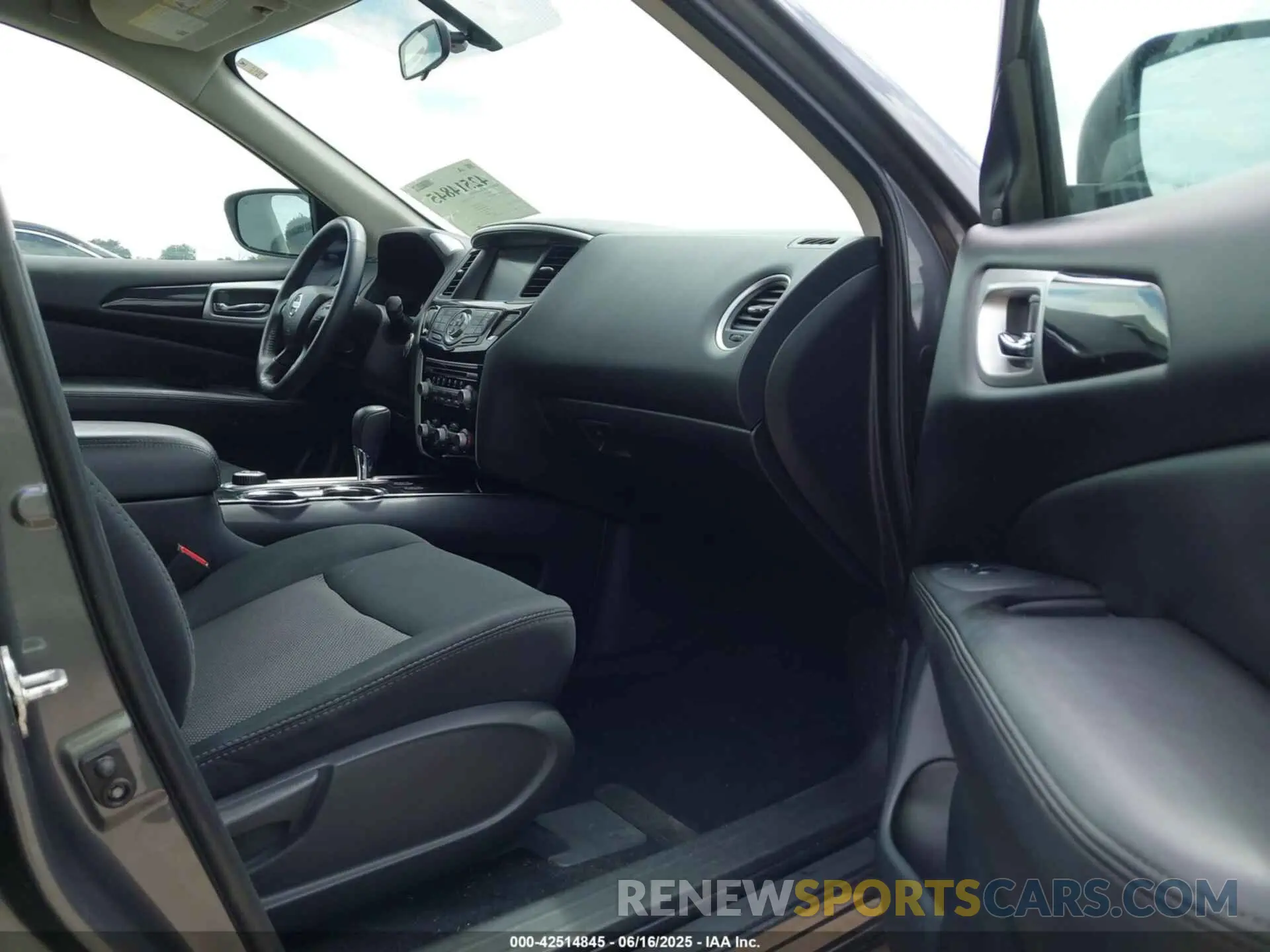 5 fotografías del automóvil dañado 5N1DR2MM3KC585069 NISSAN PATHFINDER 2019