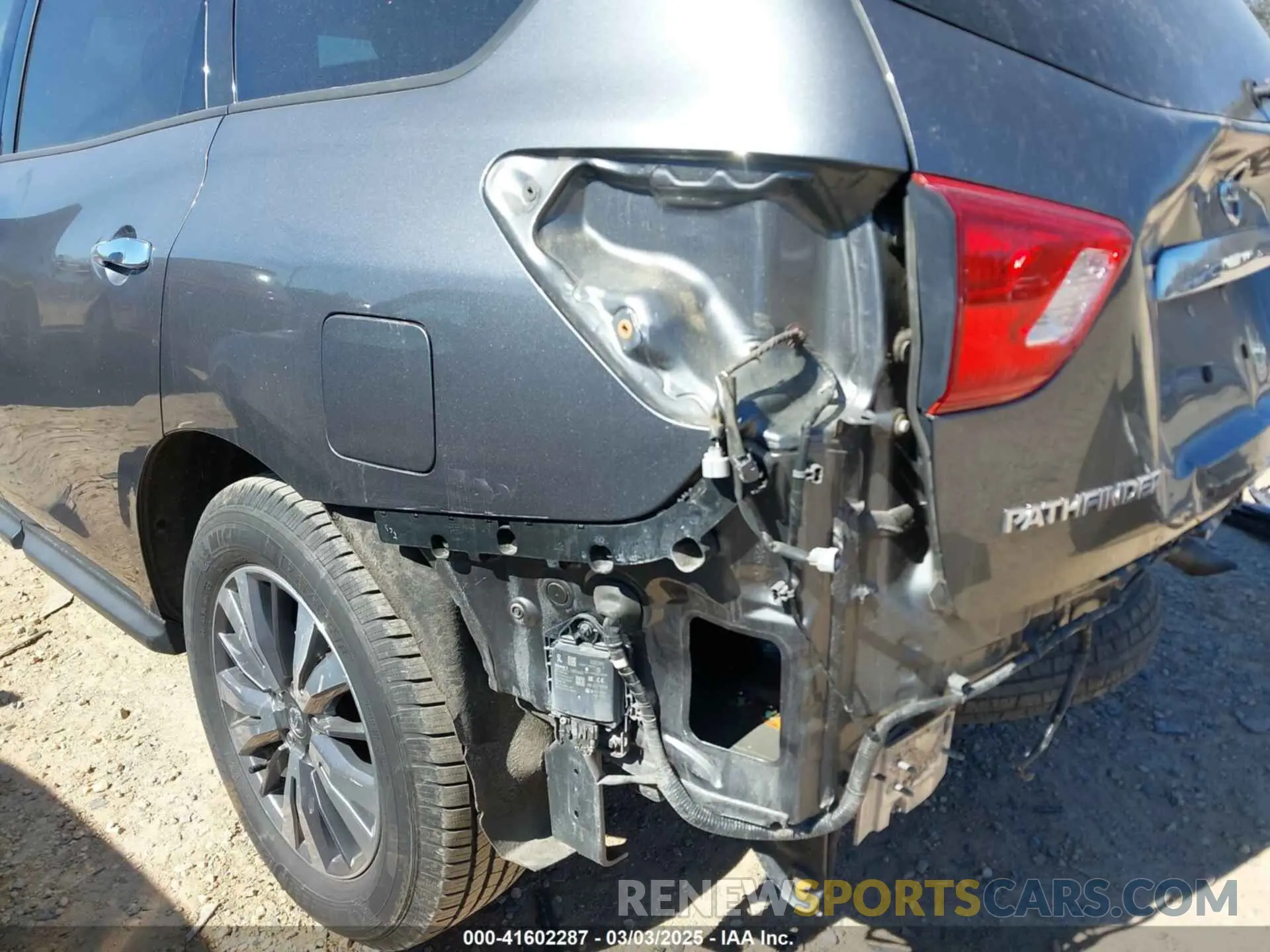 20 fotografías del automóvil dañado 5N1DR2MM5KC612594 NISSAN PATHFINDER 2019