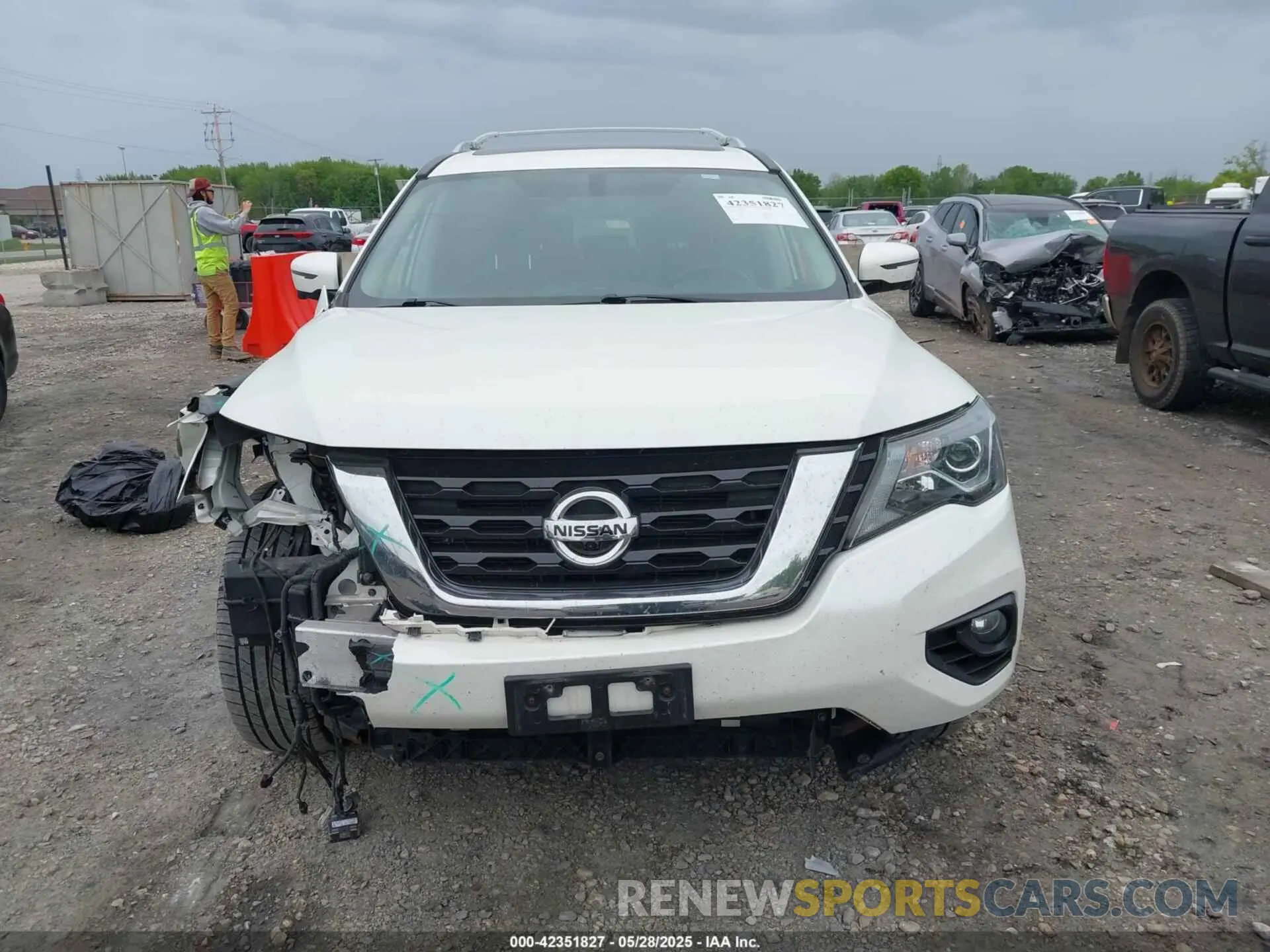 12 fotografías del automóvil dañado 5N1DR2MM5KC617570 NISSAN PATHFINDER 2019