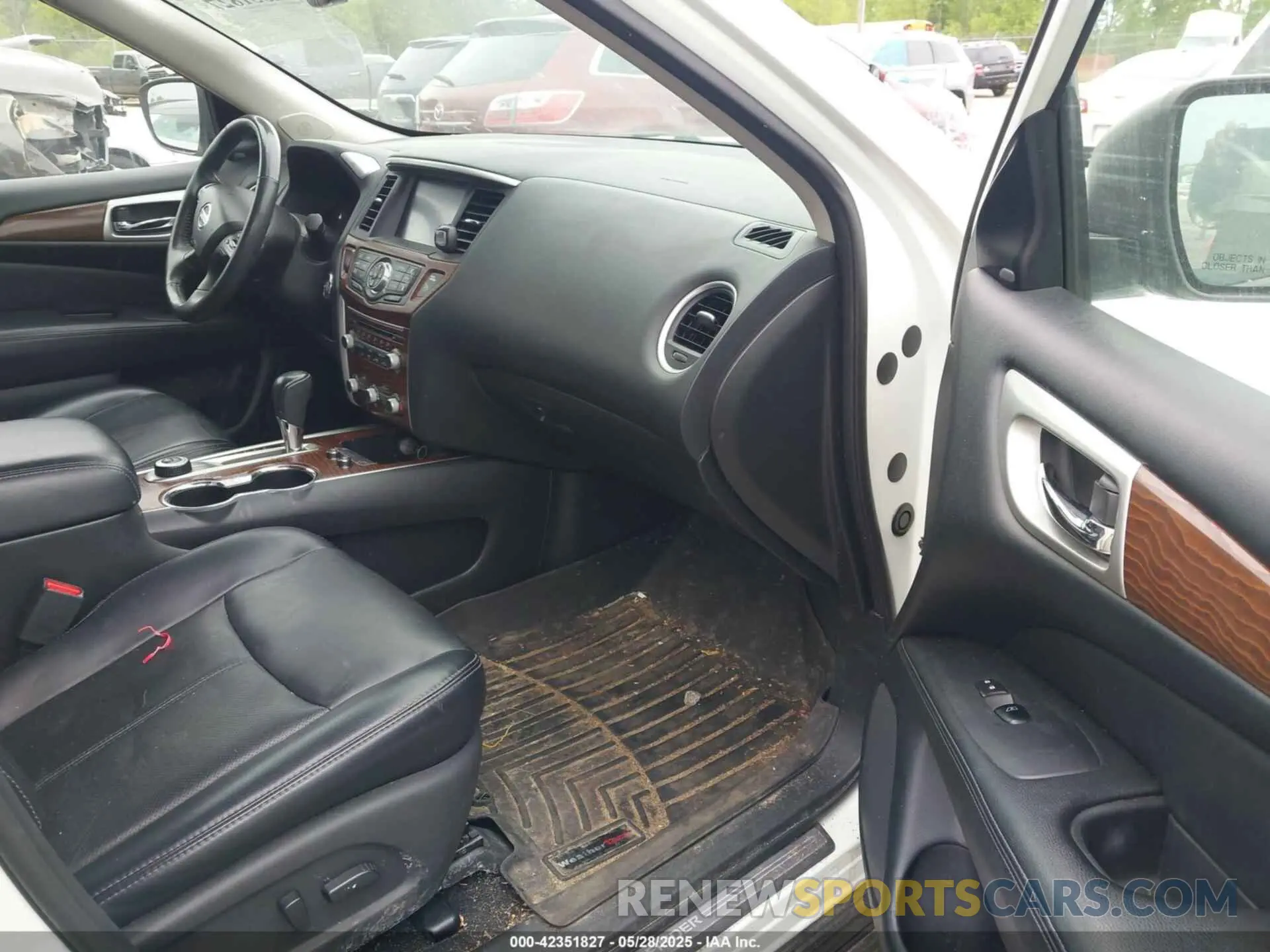 5 fotografías del automóvil dañado 5N1DR2MM5KC617570 NISSAN PATHFINDER 2019