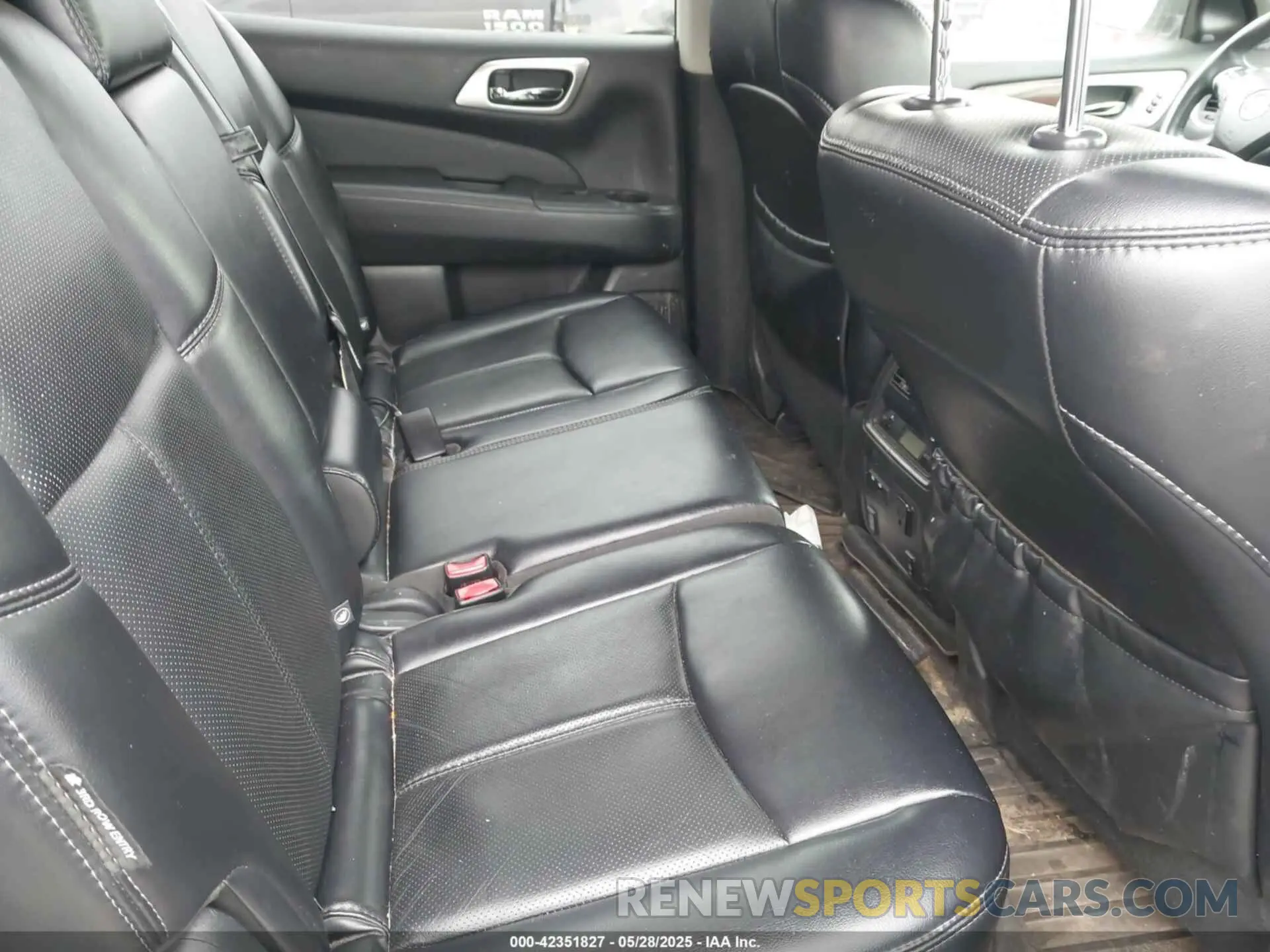 8 fotografías del automóvil dañado 5N1DR2MM5KC617570 NISSAN PATHFINDER 2019