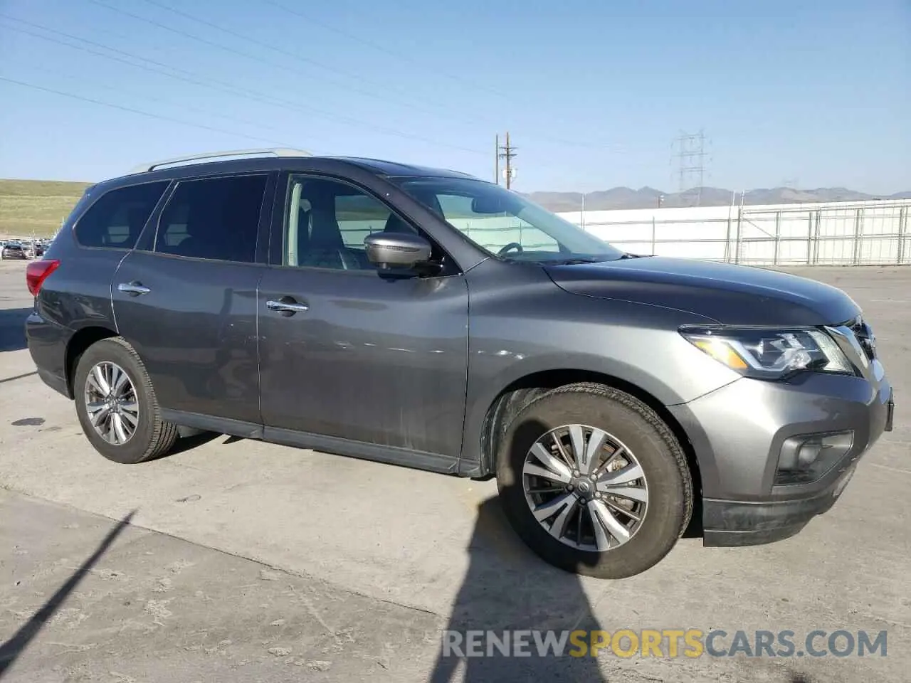 4 fotografías del automóvil dañado 5N1DR2MM5KC637396 NISSAN PATHFINDER 2019