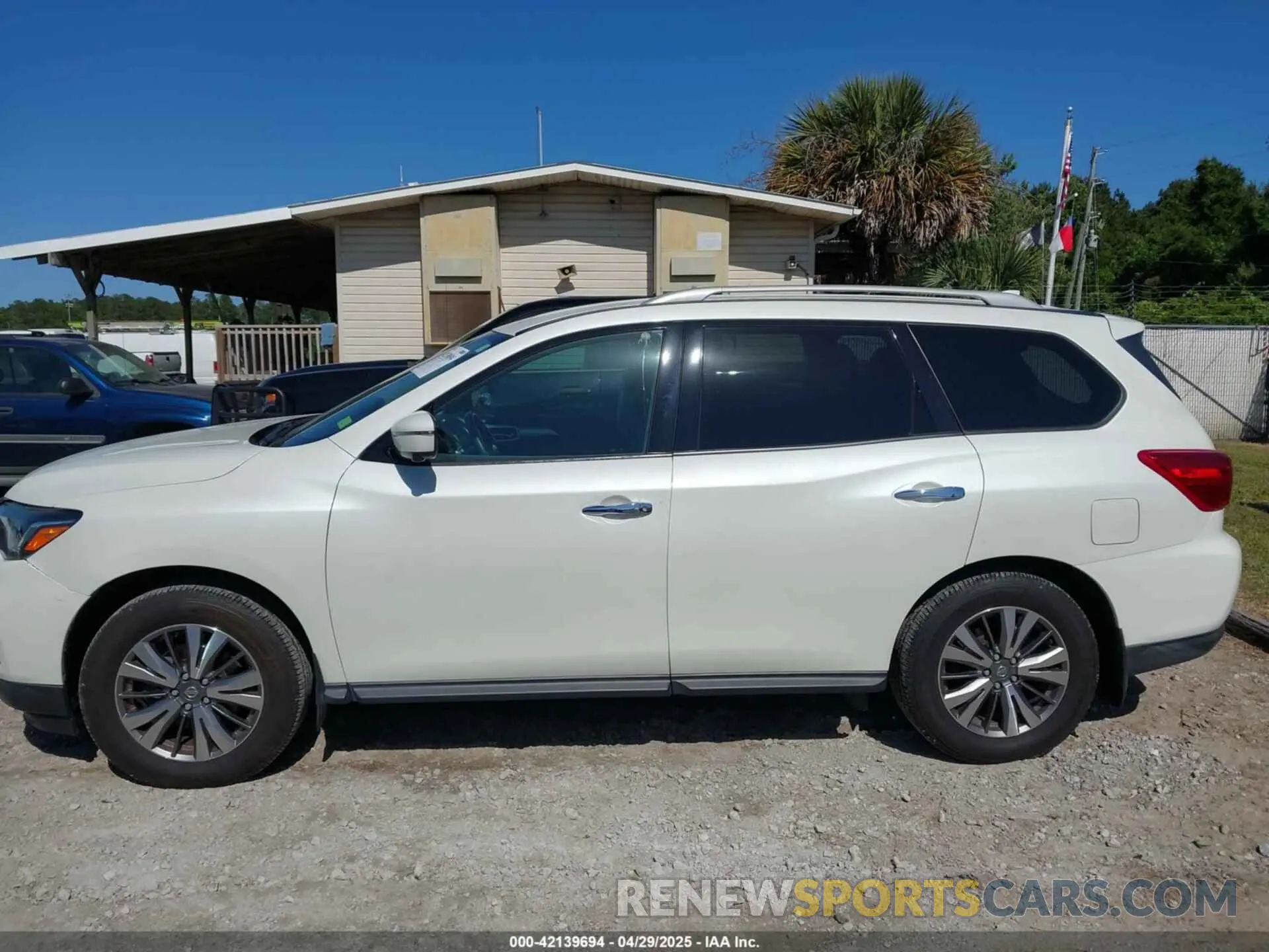 14 fotografías del automóvil dañado 5N1DR2MM8KC621063 NISSAN PATHFINDER 2019
