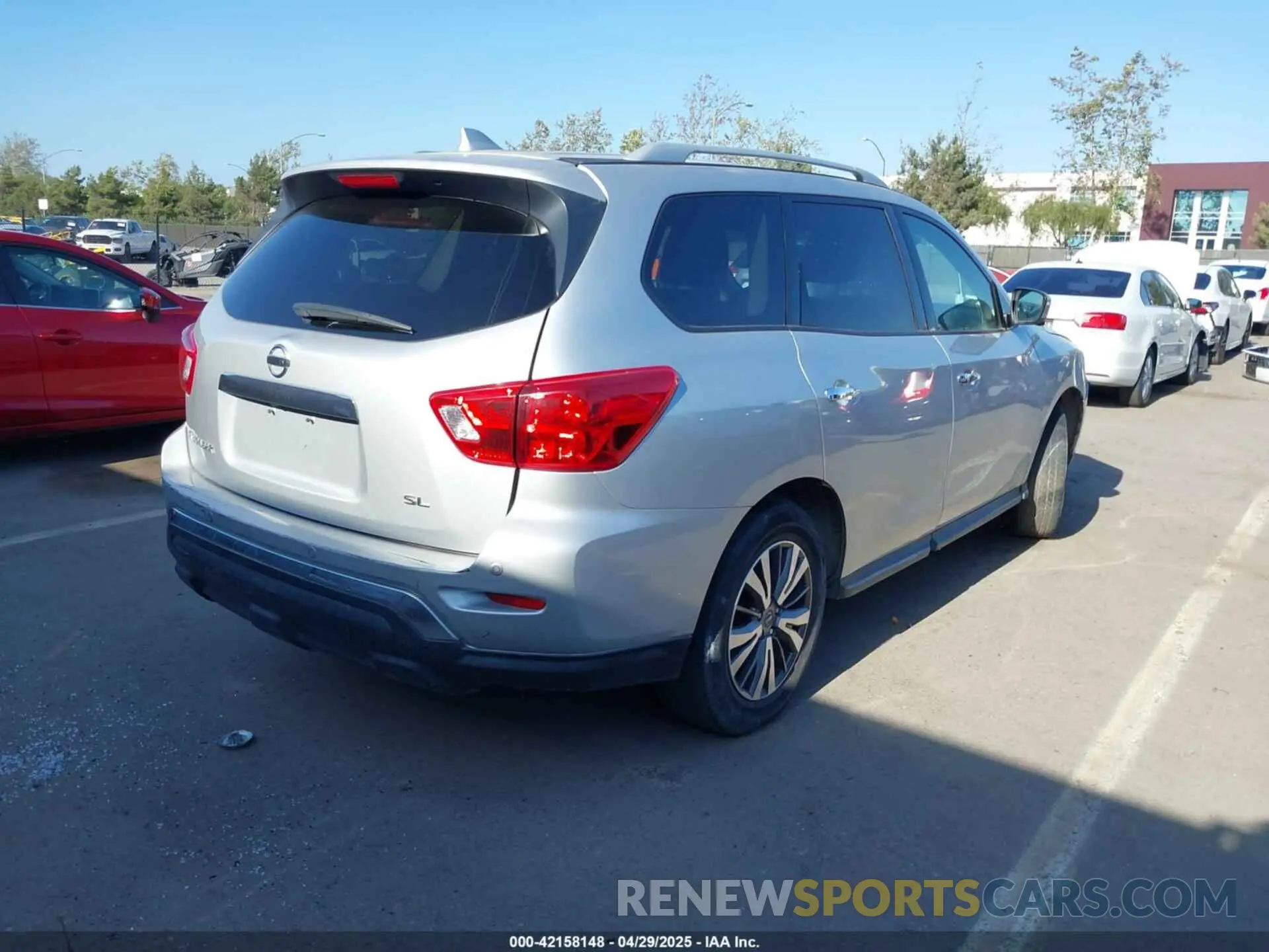 4 fotografías del automóvil dañado 5N1DR2MN2KC603893 NISSAN PATHFINDER 2019