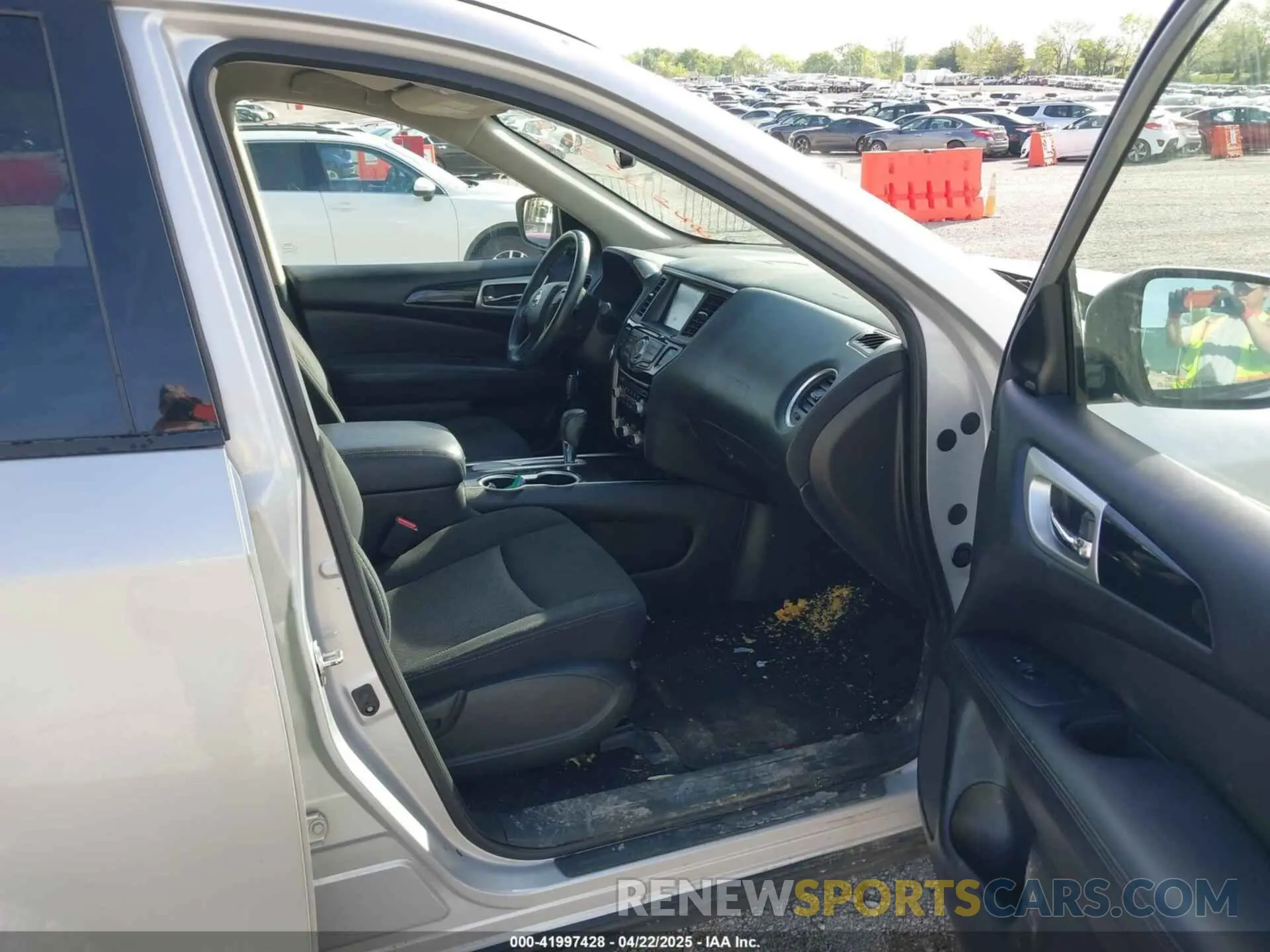 5 fotografías del automóvil dañado 5N1DR2MN2KC618345 NISSAN PATHFINDER 2019