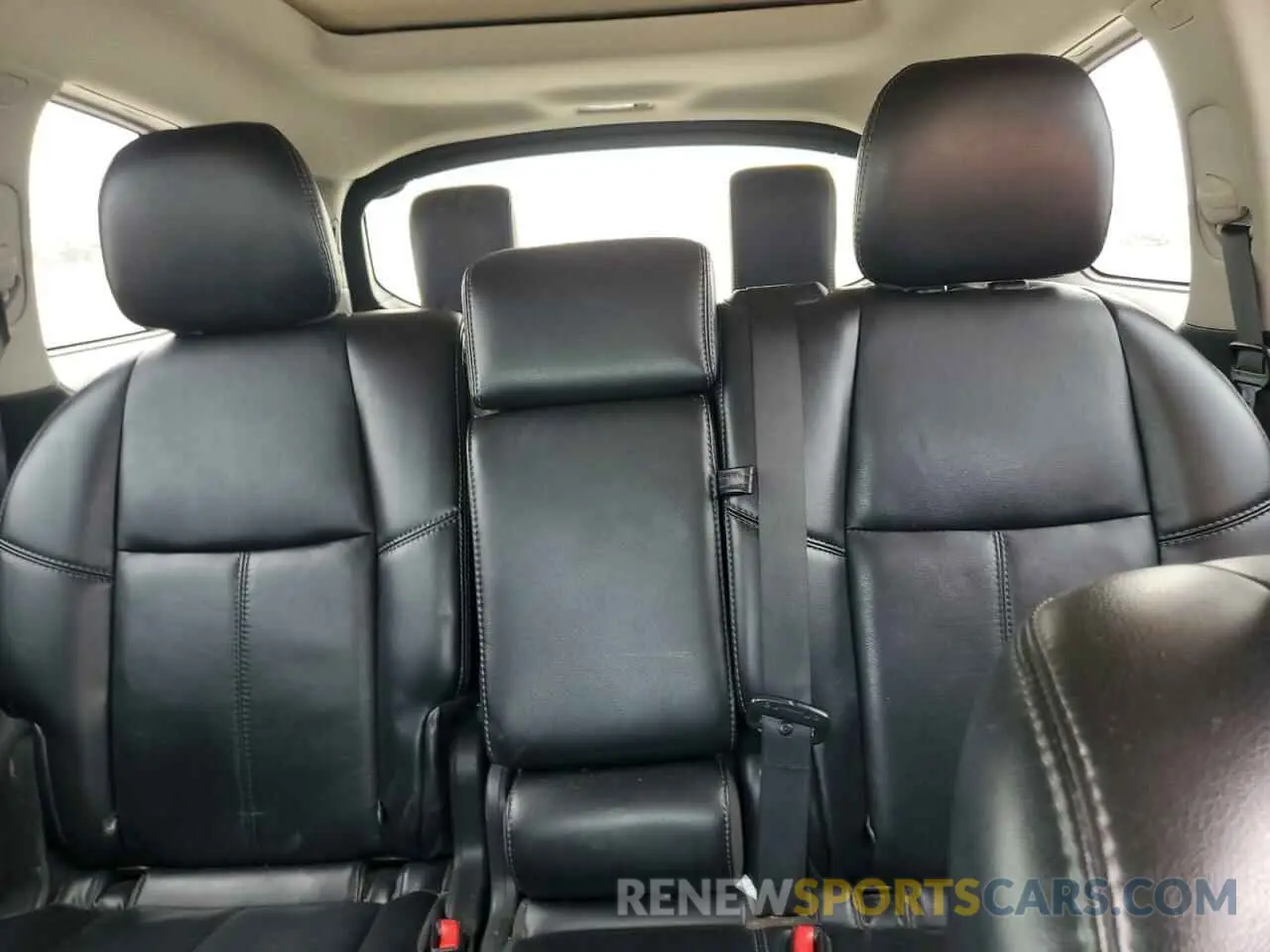10 fotografías del automóvil dañado 5N1DR2MN5KC590251 NISSAN PATHFINDER 2019