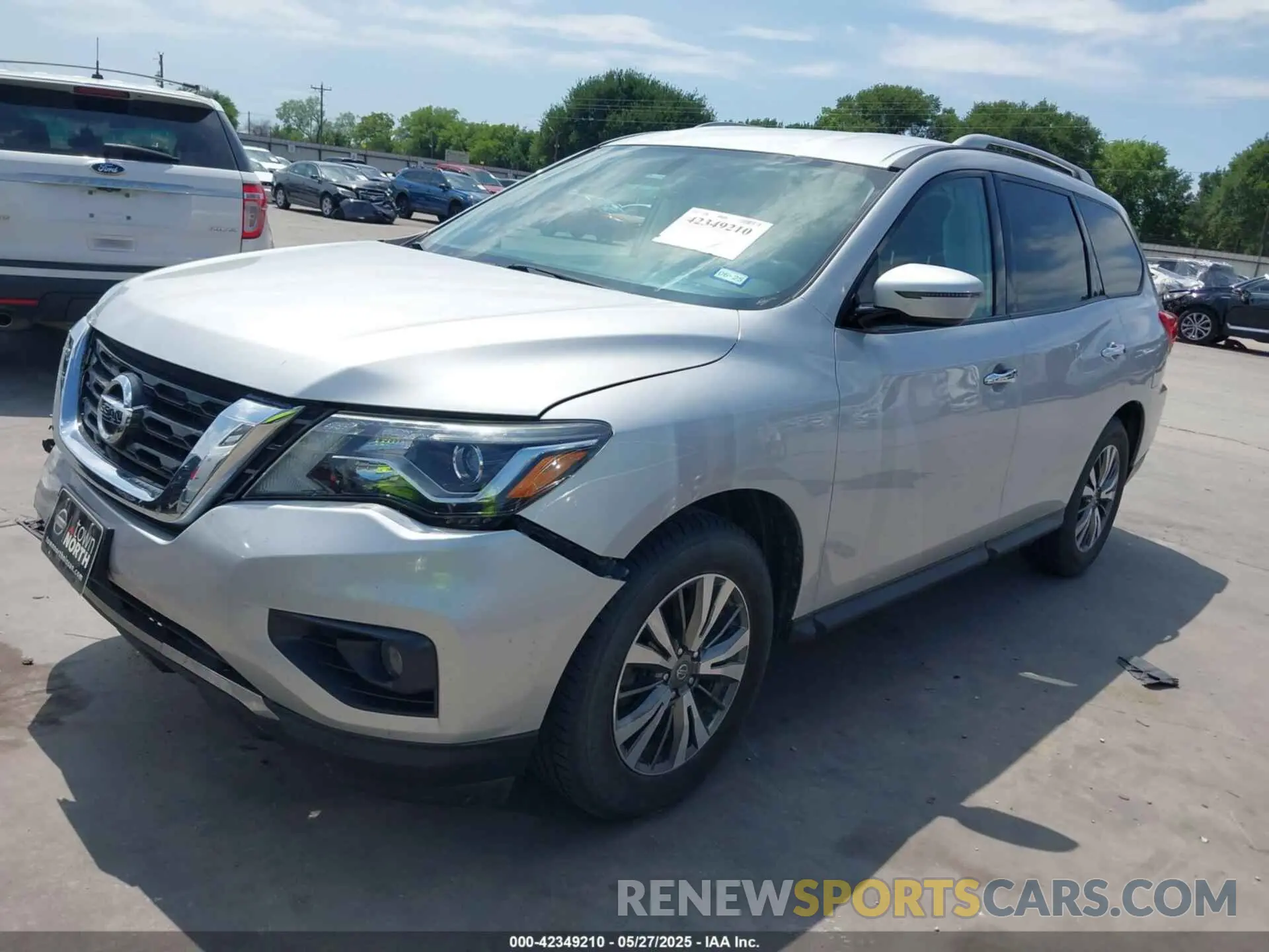 2 fotografías del automóvil dañado 5N1DR2MN5KC590699 NISSAN PATHFINDER 2019