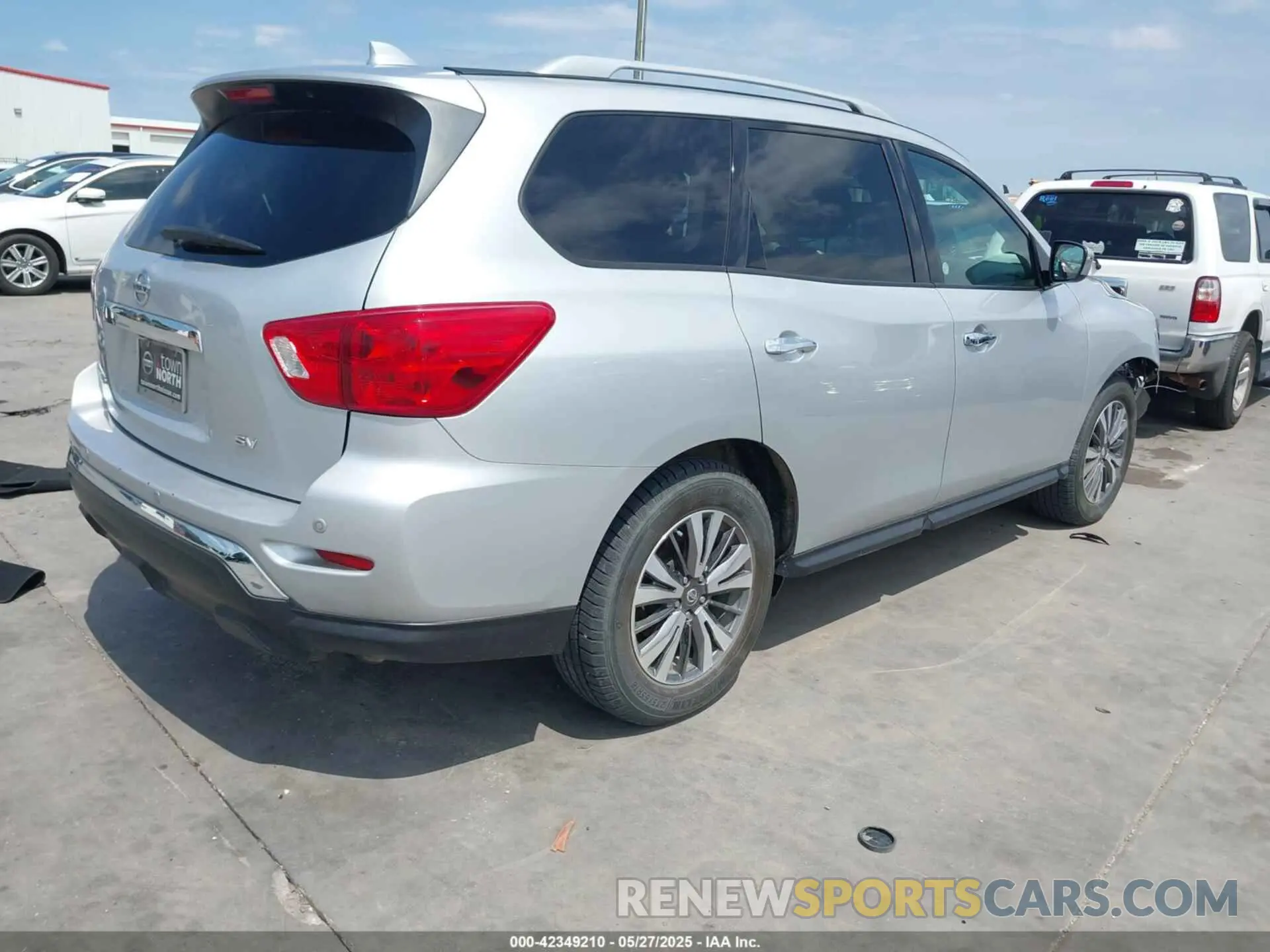 4 fotografías del automóvil dañado 5N1DR2MN5KC590699 NISSAN PATHFINDER 2019