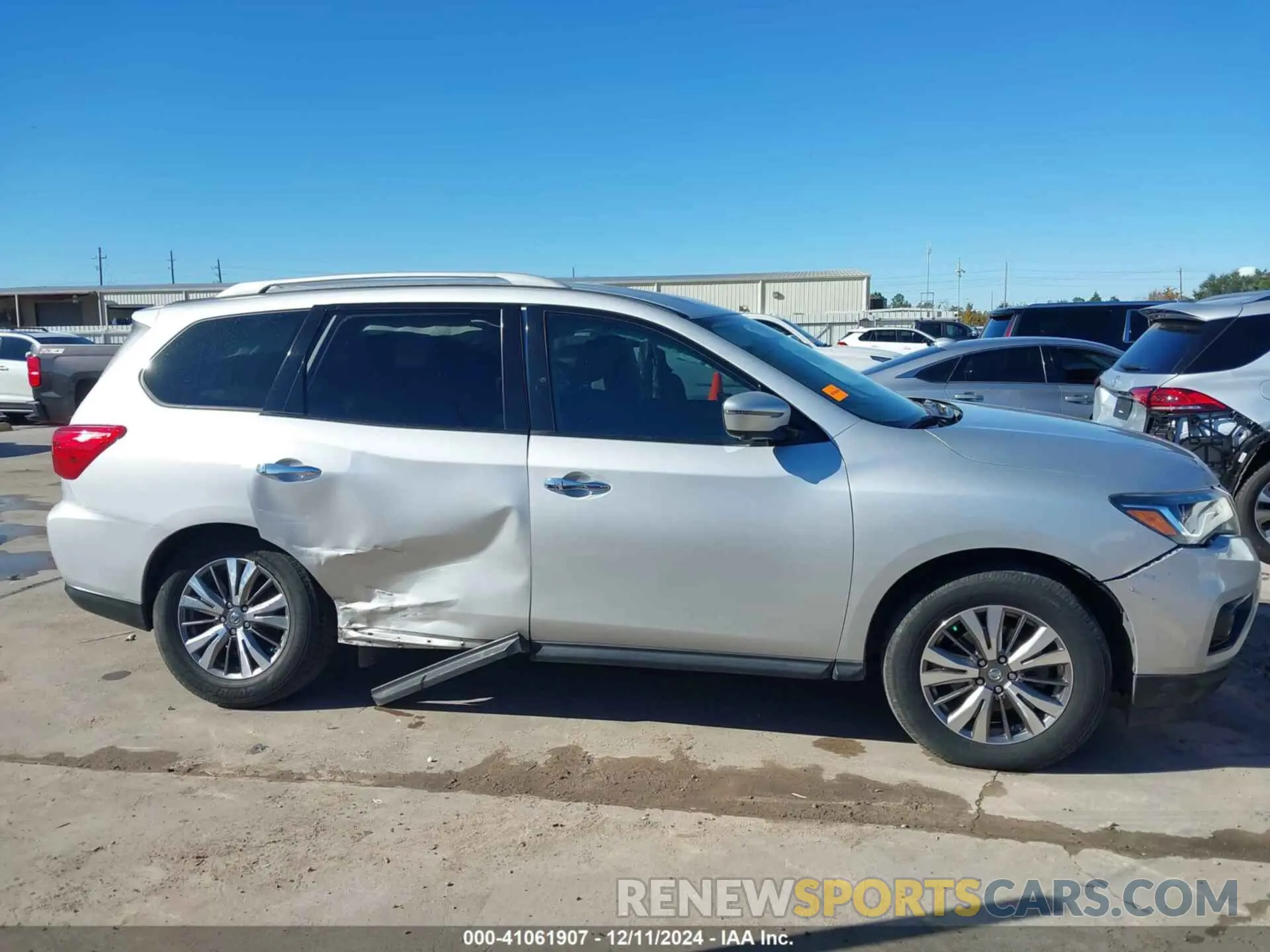 13 fotografías del automóvil dañado 5N1DR2MN5KC600034 NISSAN PATHFINDER 2019