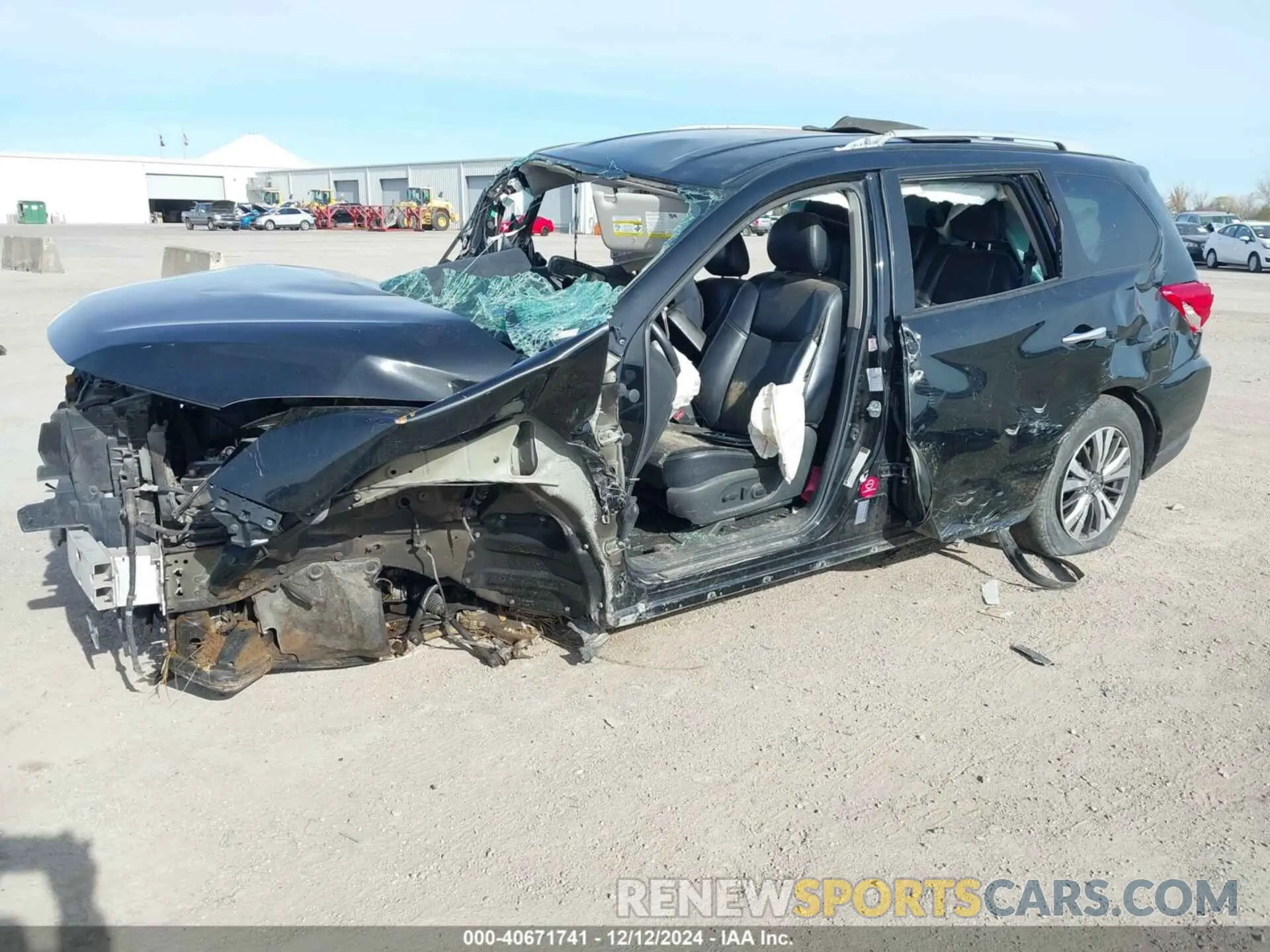 2 fotografías del automóvil dañado 5N1DR2MN5KC622678 NISSAN PATHFINDER 2019