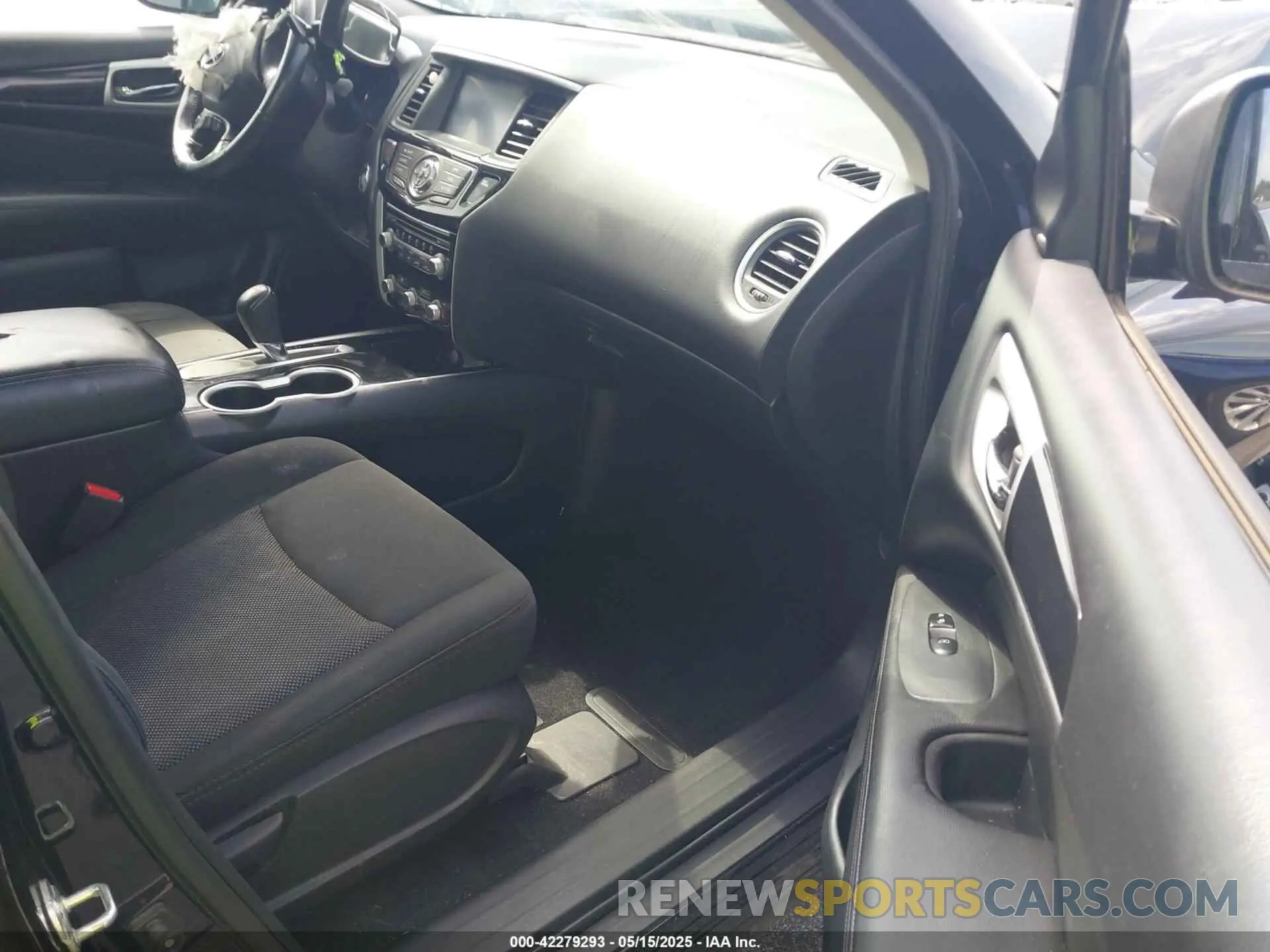 5 fotografías del automóvil dañado 5N1DR2MN5KC626844 NISSAN PATHFINDER 2019