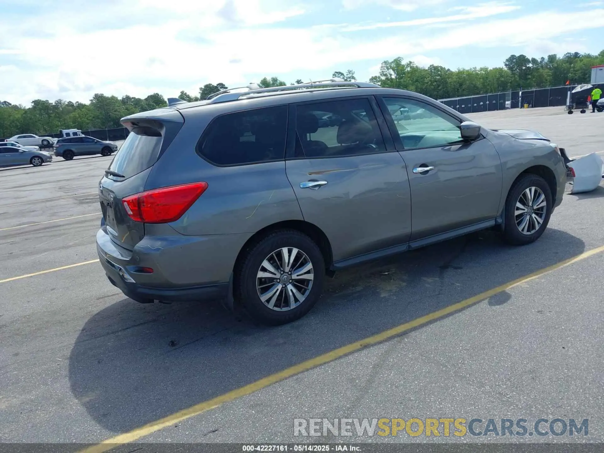 4 fotografías del automóvil dañado 5N1DR2MN5KC646432 NISSAN PATHFINDER 2019