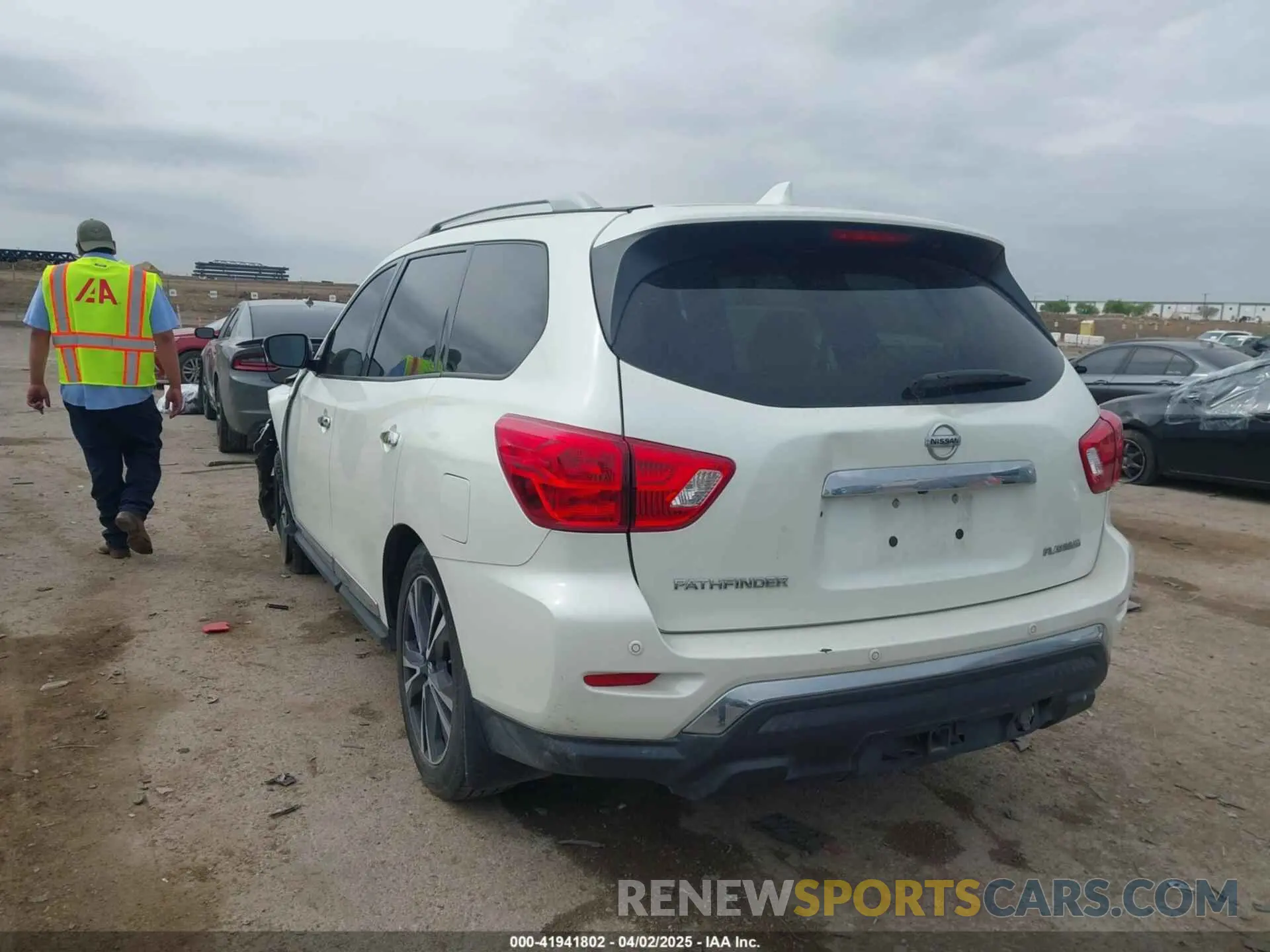 3 fotografías del automóvil dañado 5N1DR2MN6KC587102 NISSAN PATHFINDER 2019