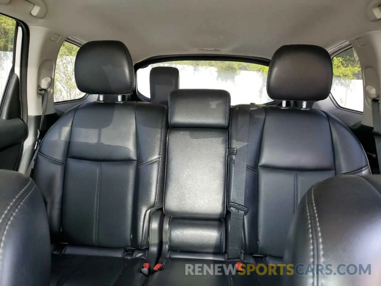 10 fotografías del automóvil dañado 5N1DR2MN6KC631518 NISSAN PATHFINDER 2019