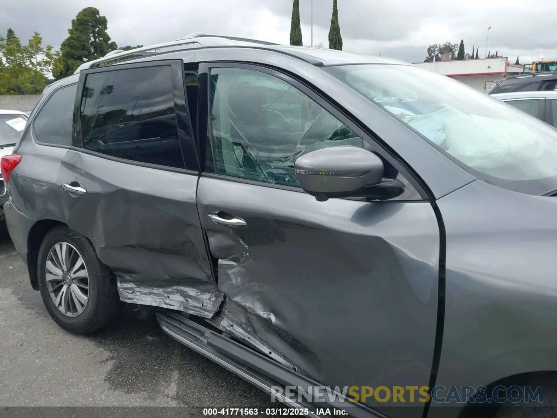 17 fotografías del automóvil dañado 5N1DR2CN4LC581401 NISSAN PATHFINDER 2020