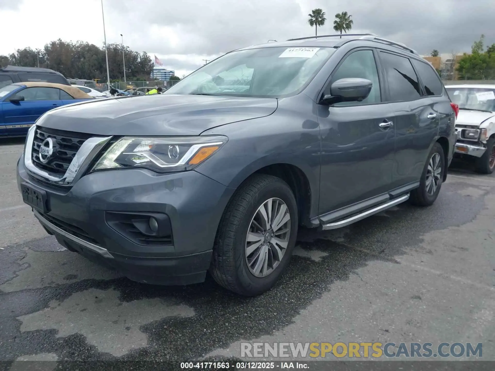 2 fotografías del automóvil dañado 5N1DR2CN4LC581401 NISSAN PATHFINDER 2020