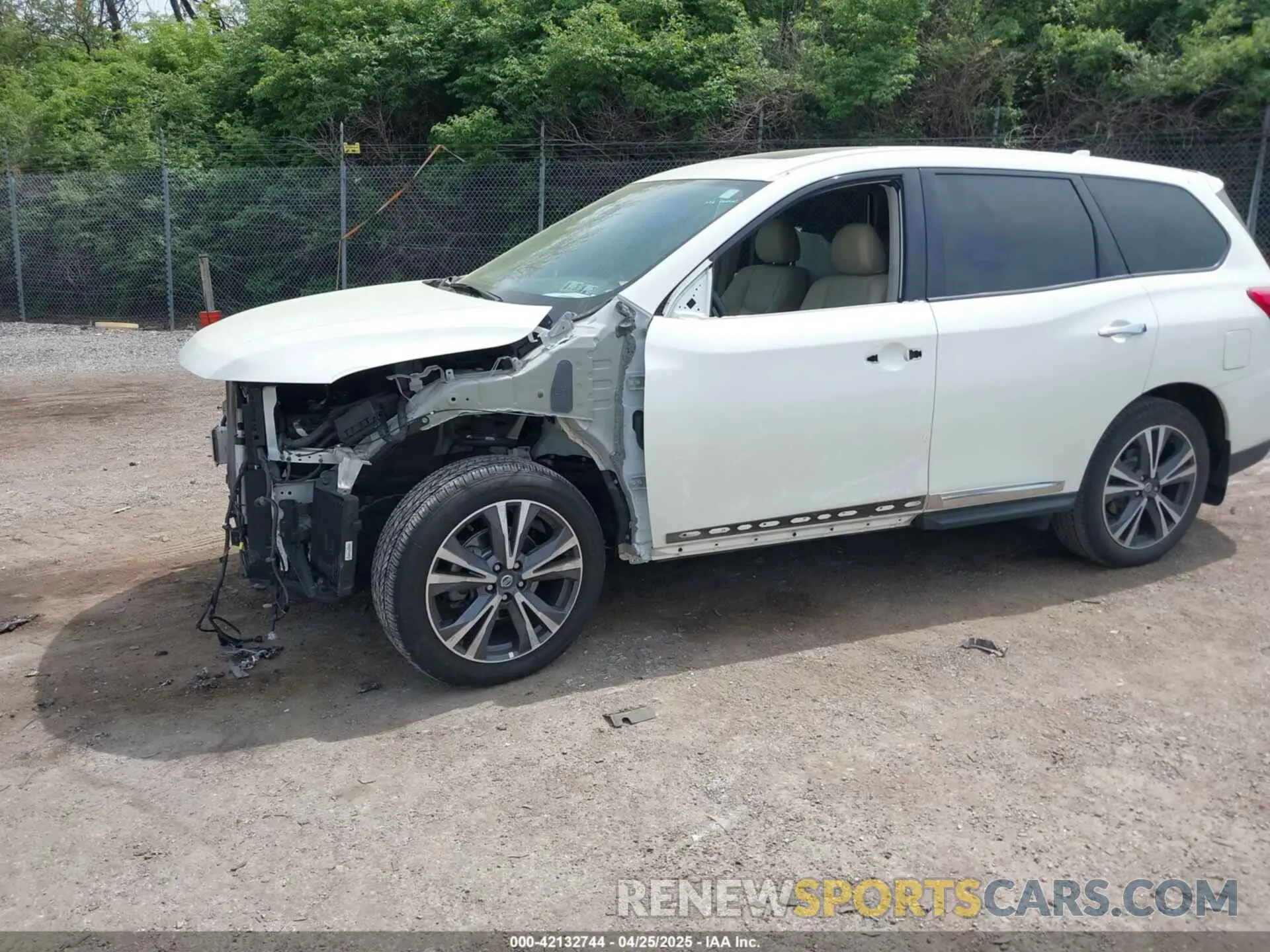 2 fotografías del automóvil dañado 5N1DR2DM0LC649246 NISSAN PATHFINDER 2020