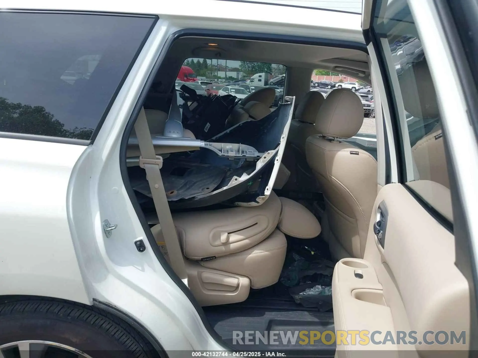 8 fotografías del automóvil dañado 5N1DR2DM0LC649246 NISSAN PATHFINDER 2020