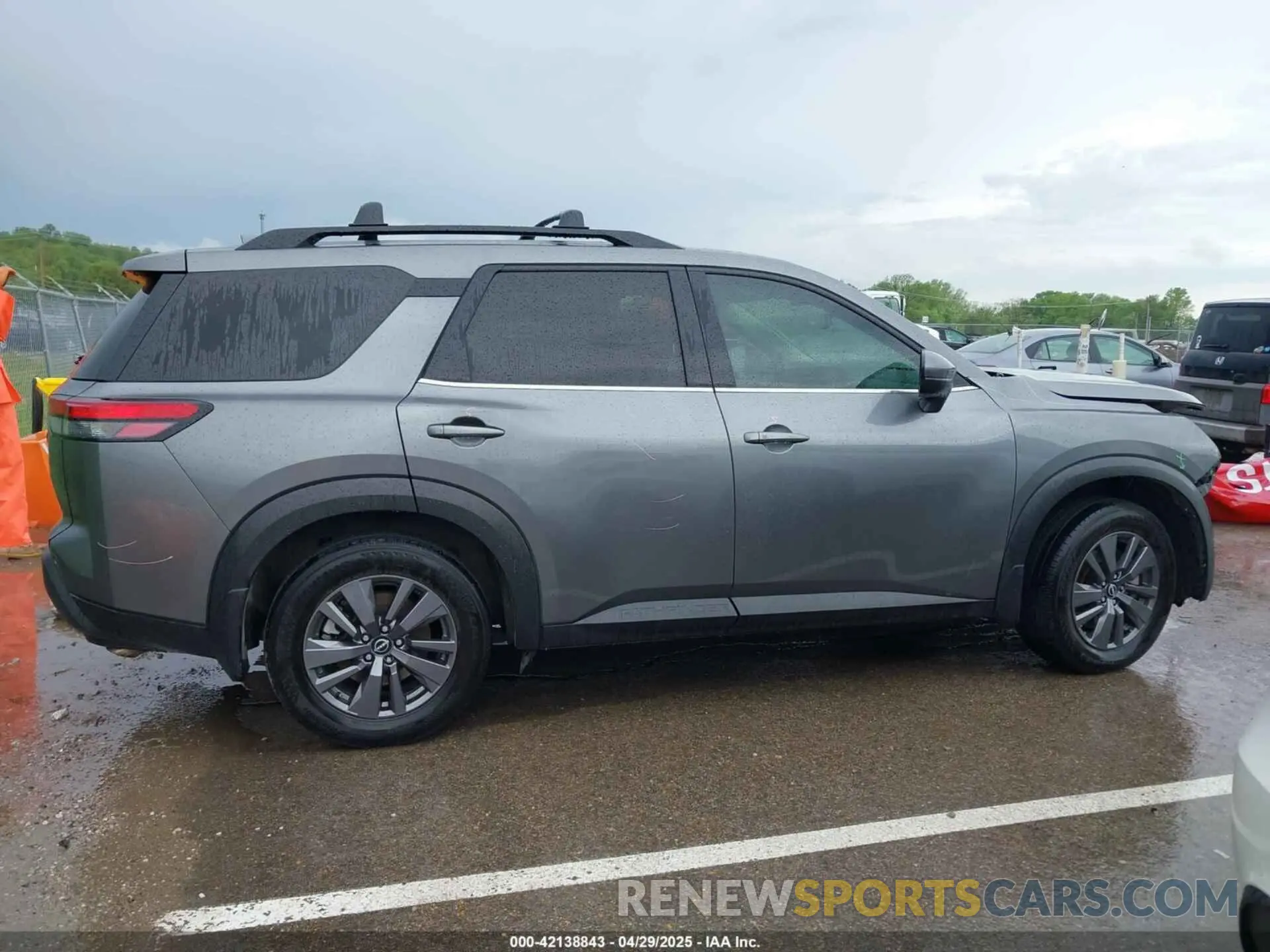 14 fotografías del automóvil dañado 5N1DR3BA5NC237602 NISSAN PATHFINDER 2022
