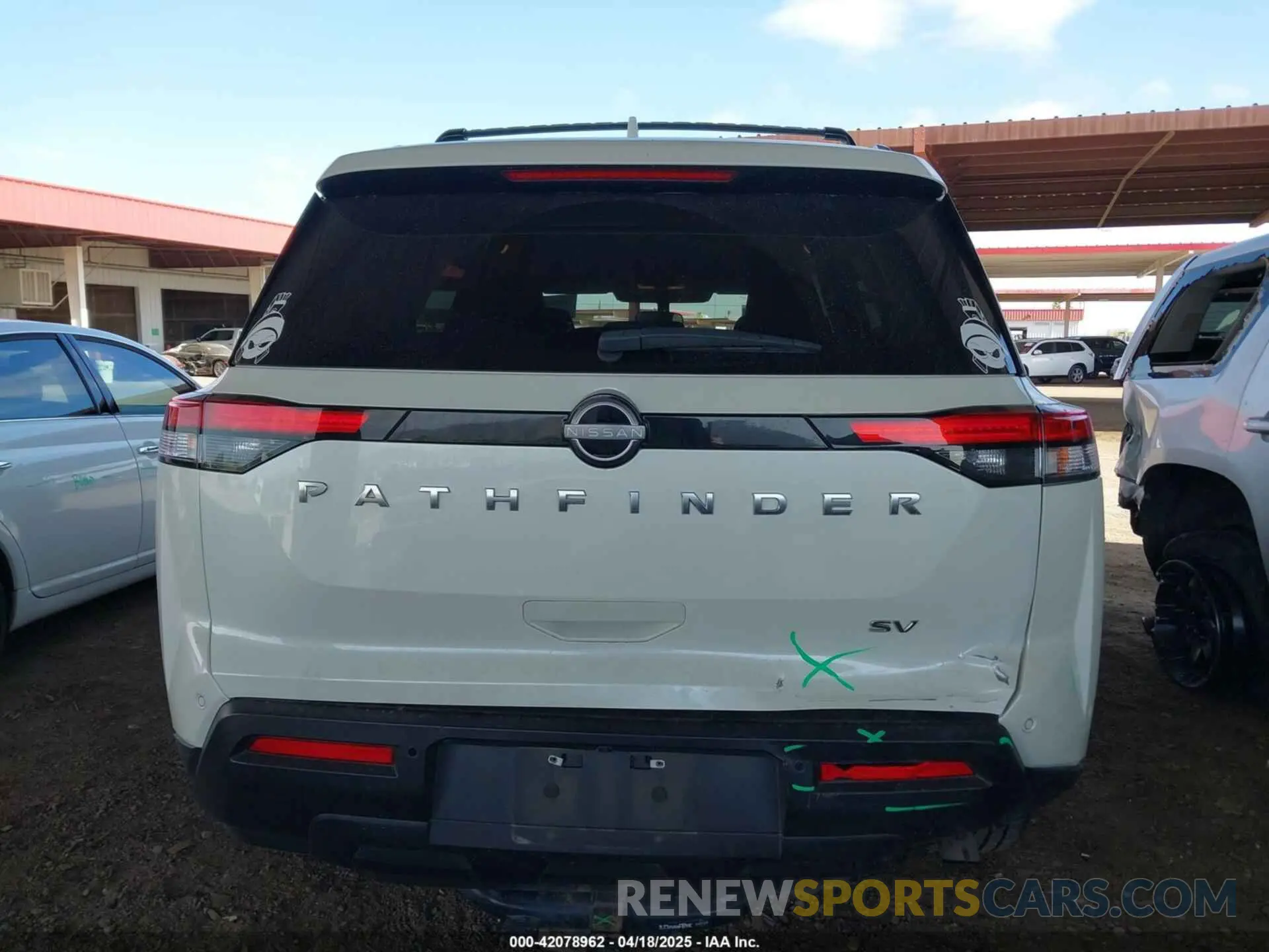 16 fotografías del automóvil dañado 5N1DR3BA5NC238362 NISSAN PATHFINDER 2022