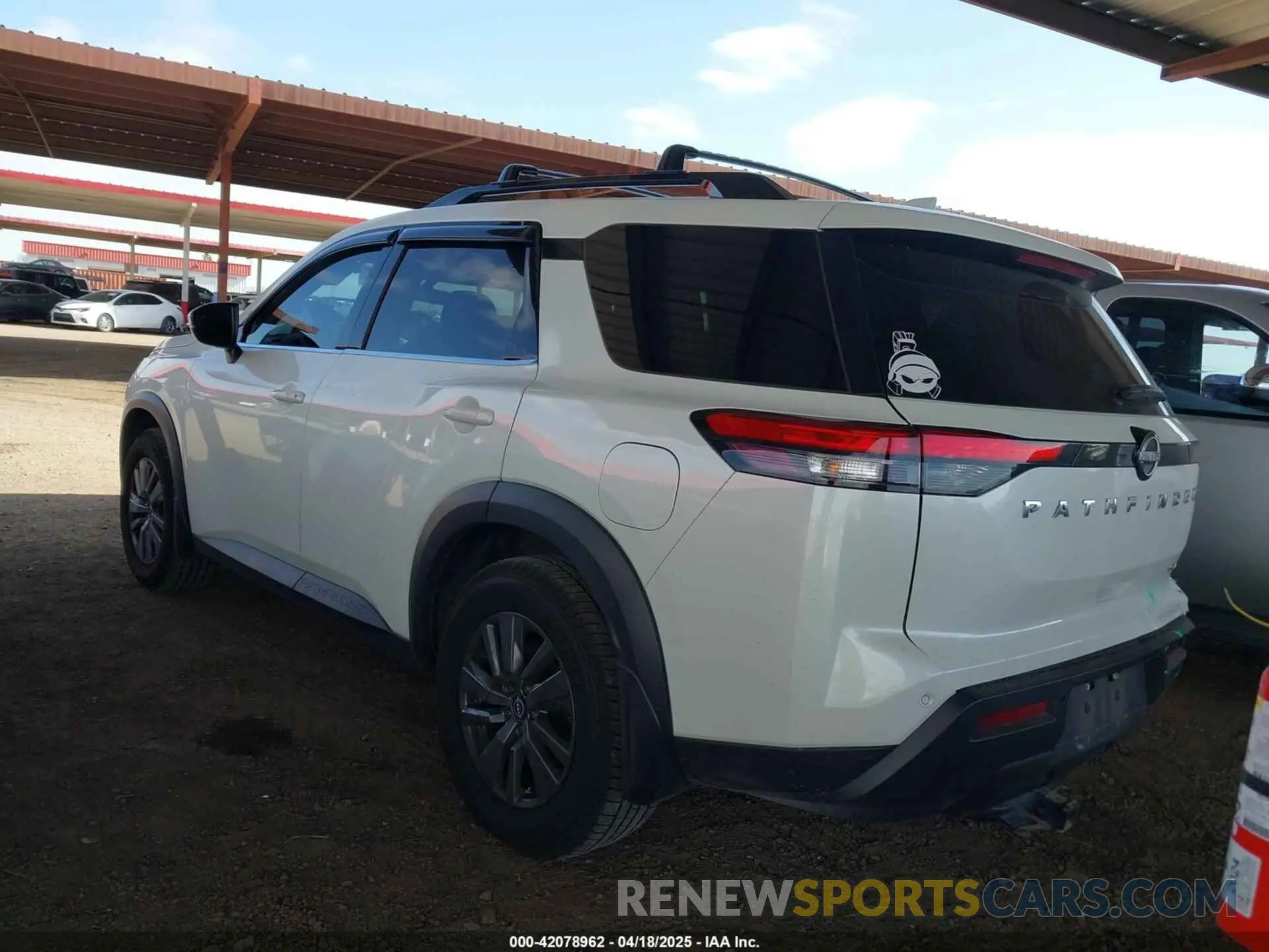 3 fotografías del automóvil dañado 5N1DR3BA5NC238362 NISSAN PATHFINDER 2022