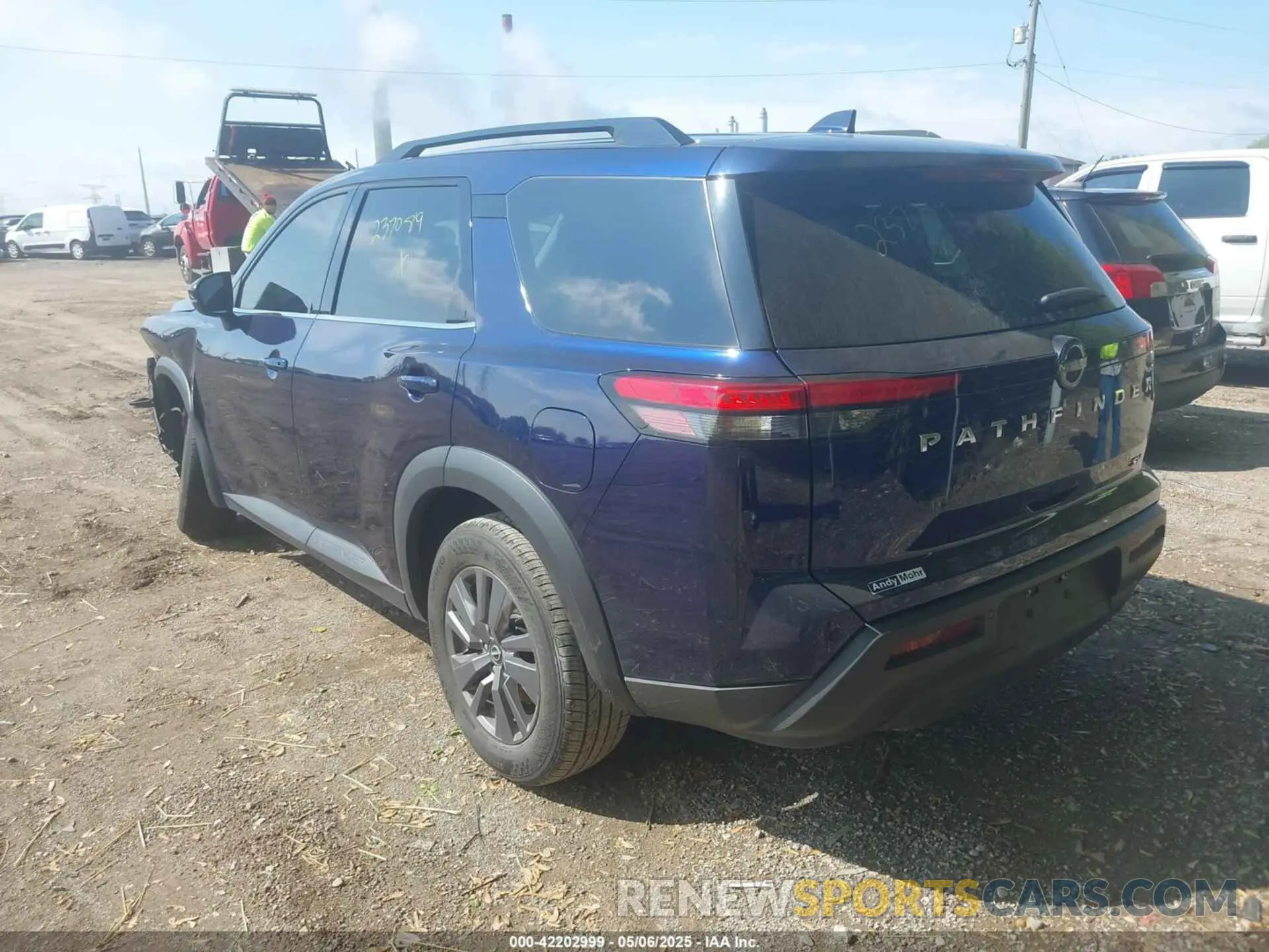 3 fotografías del automóvil dañado 5N1DR3BA8NC237089 NISSAN PATHFINDER 2022