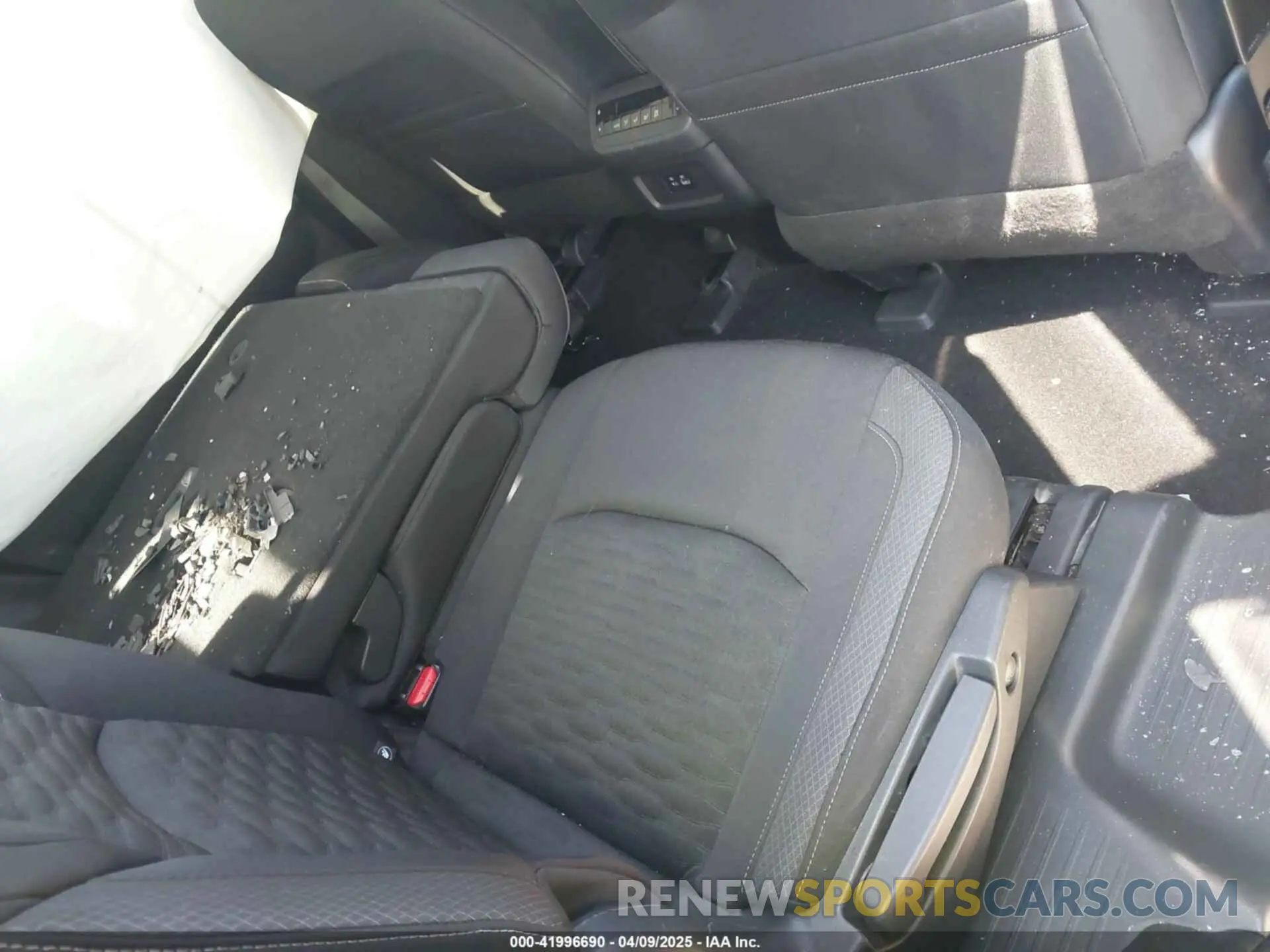 8 fotografías del automóvil dañado 5N1DR3BA9NC218275 NISSAN PATHFINDER 2022