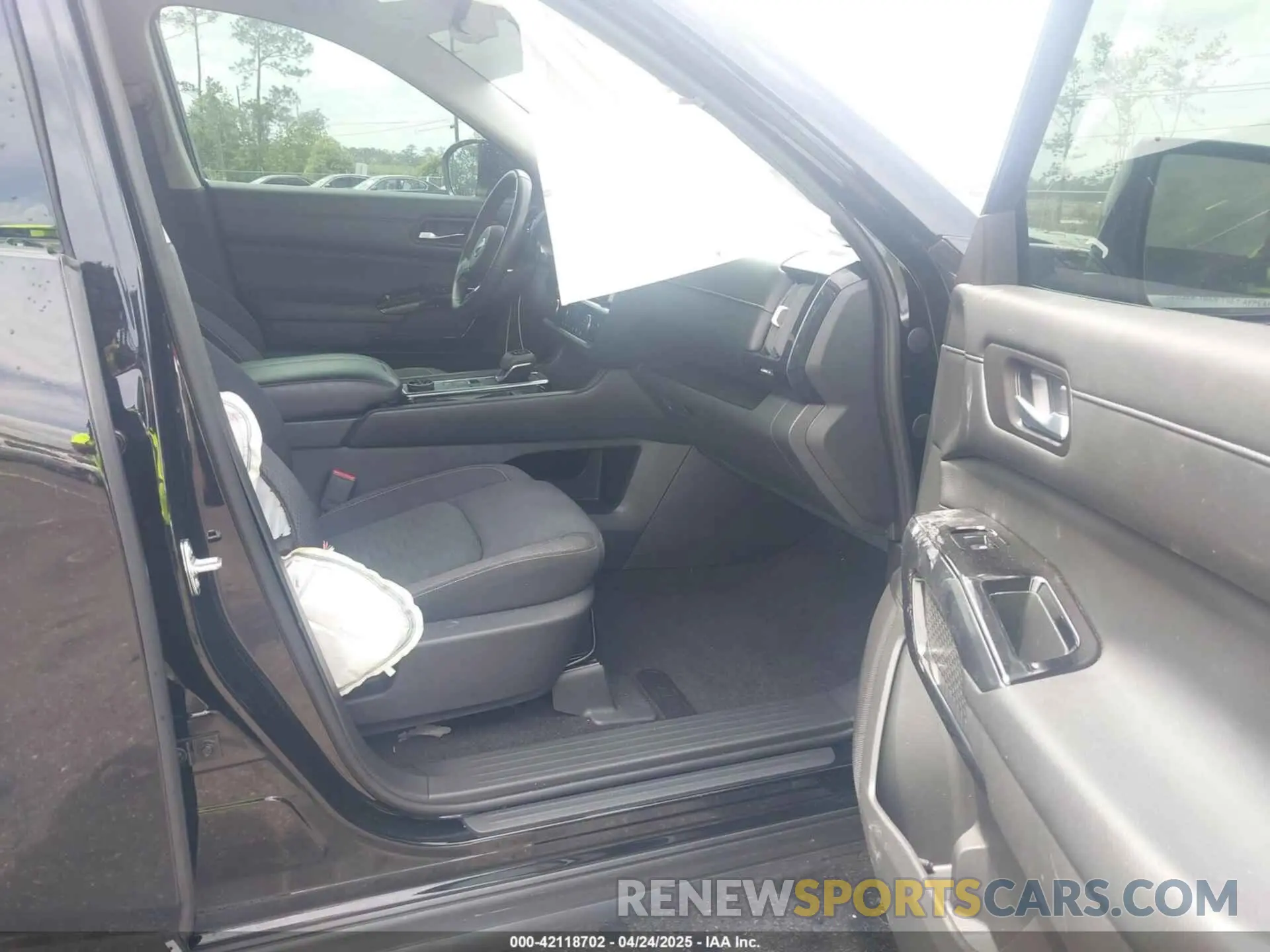 5 fotografías del automóvil dañado 5N1DR3BC3NC261804 NISSAN PATHFINDER 2022