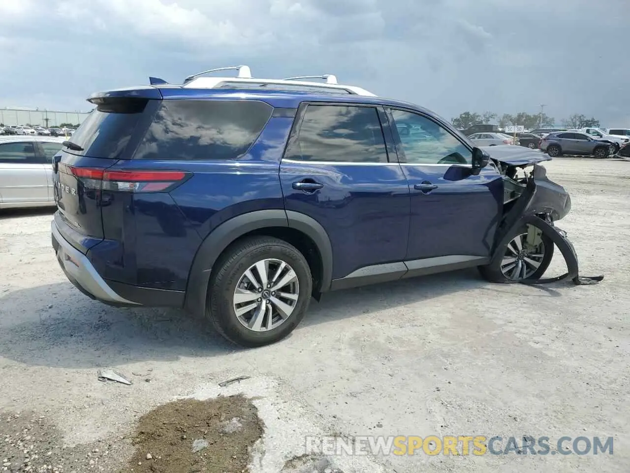 3 fotografías del automóvil dañado 5N1DR3CA5NC271246 NISSAN PATHFINDER 2022