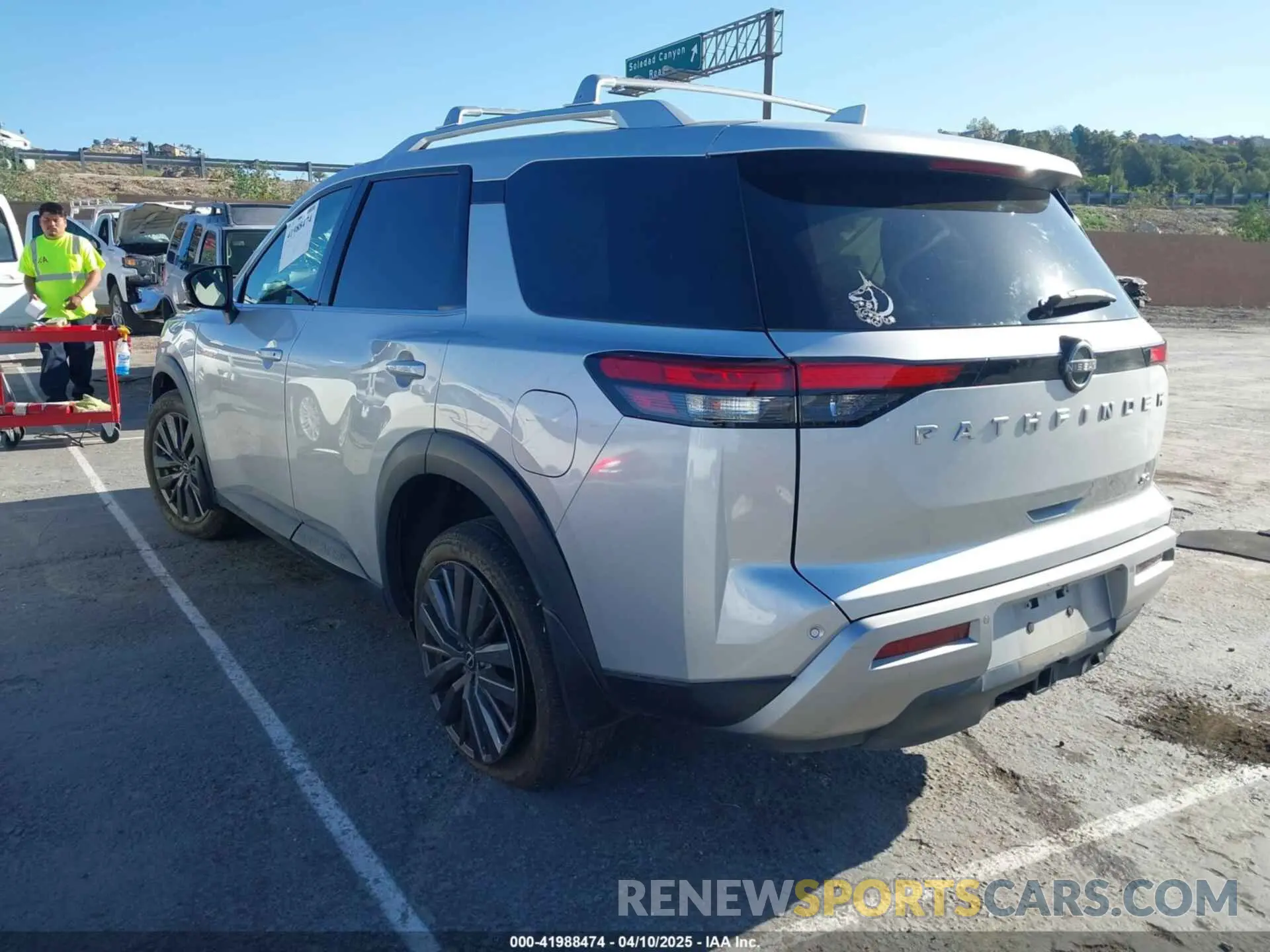 3 fotografías del automóvil dañado 5N1DR3CB0NC217264 NISSAN PATHFINDER 2022