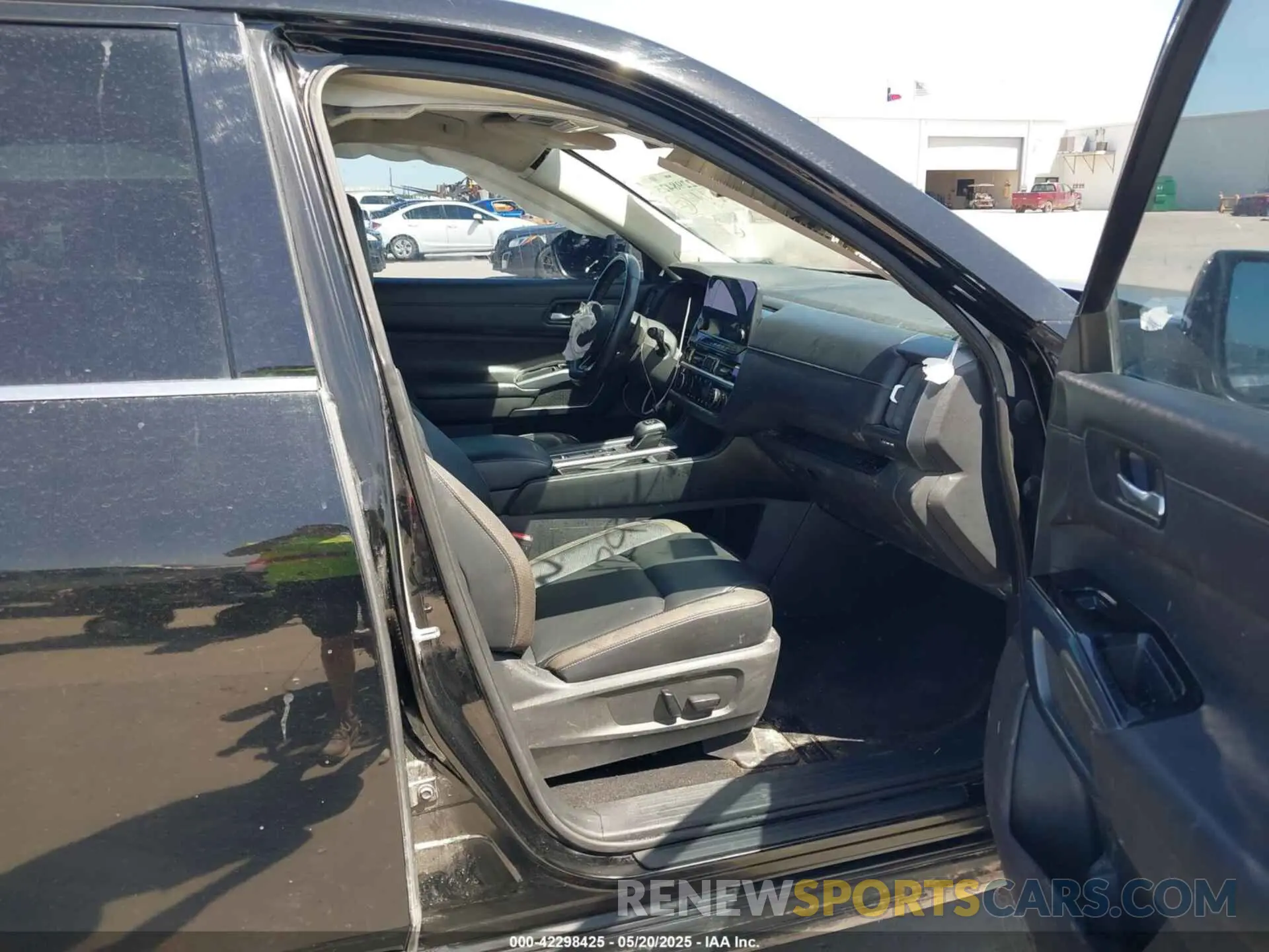 5 fotografías del automóvil dañado 5N1DR3CB7NC211557 NISSAN PATHFINDER 2022
