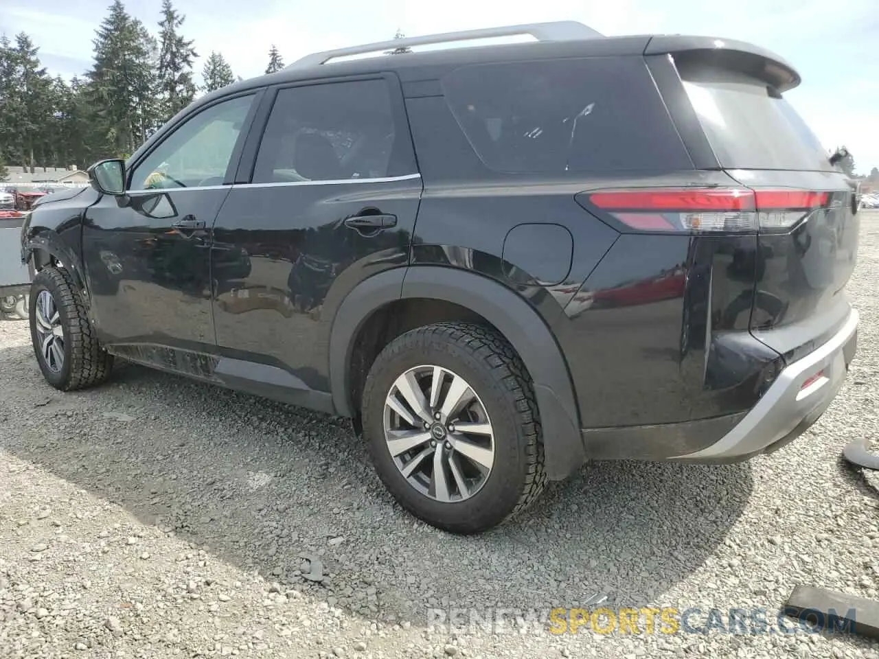 2 fotografías del automóvil dañado 5N1DR3CC2NC265826 NISSAN PATHFINDER 2022