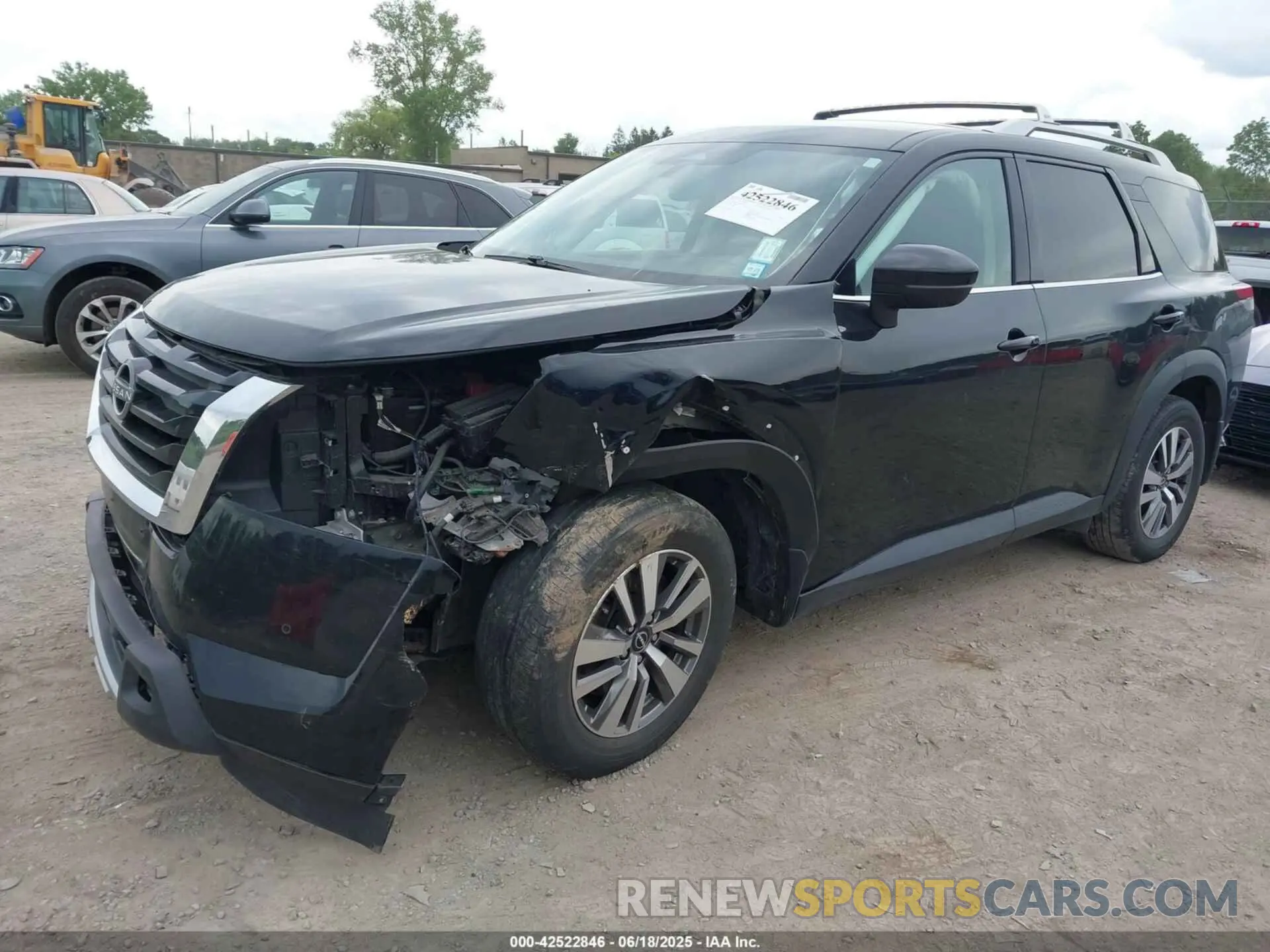 2 fotografías del automóvil dañado 5N1DR3CC3NC210320 NISSAN PATHFINDER 2022
