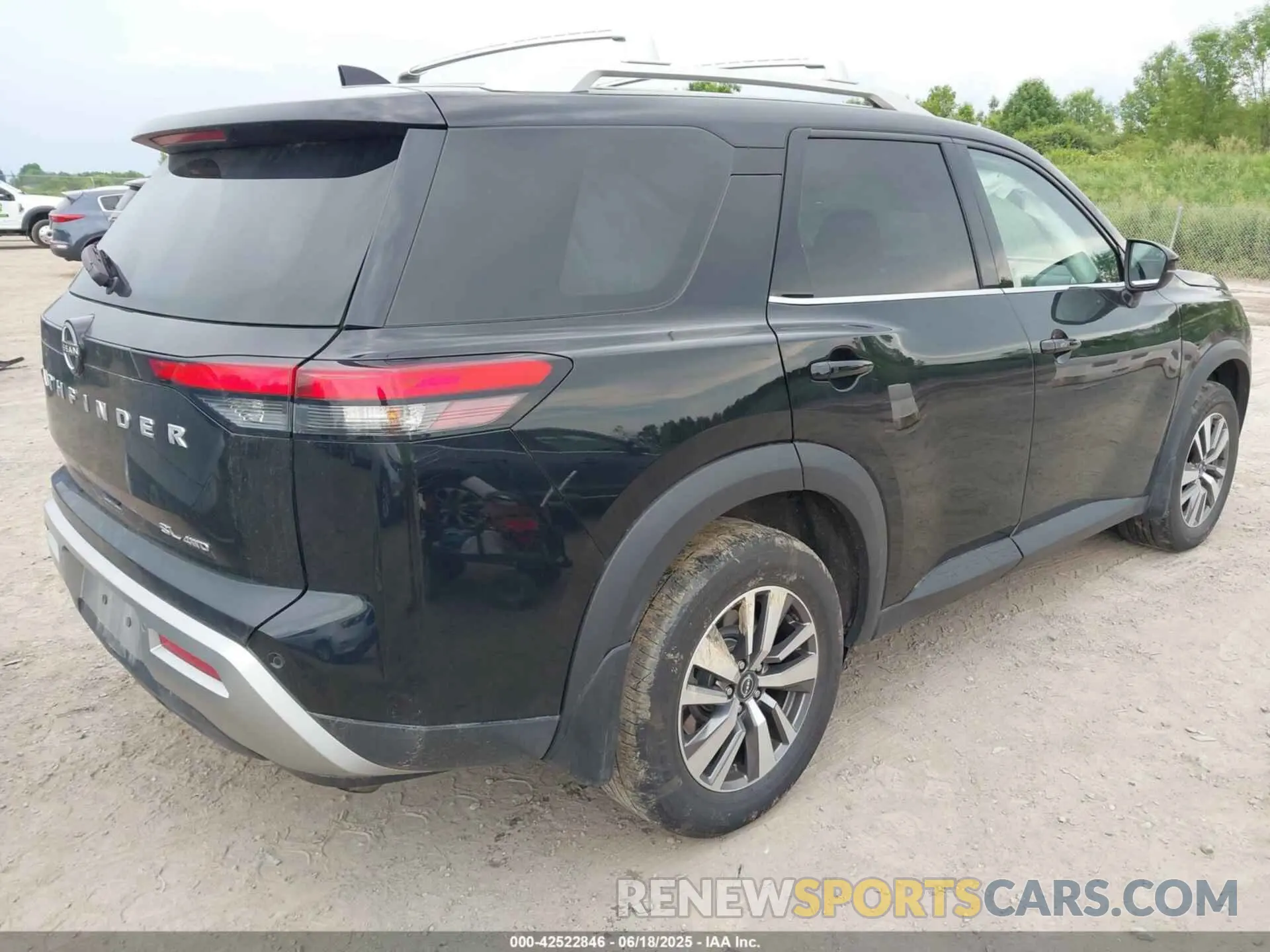 4 fotografías del automóvil dañado 5N1DR3CC3NC210320 NISSAN PATHFINDER 2022