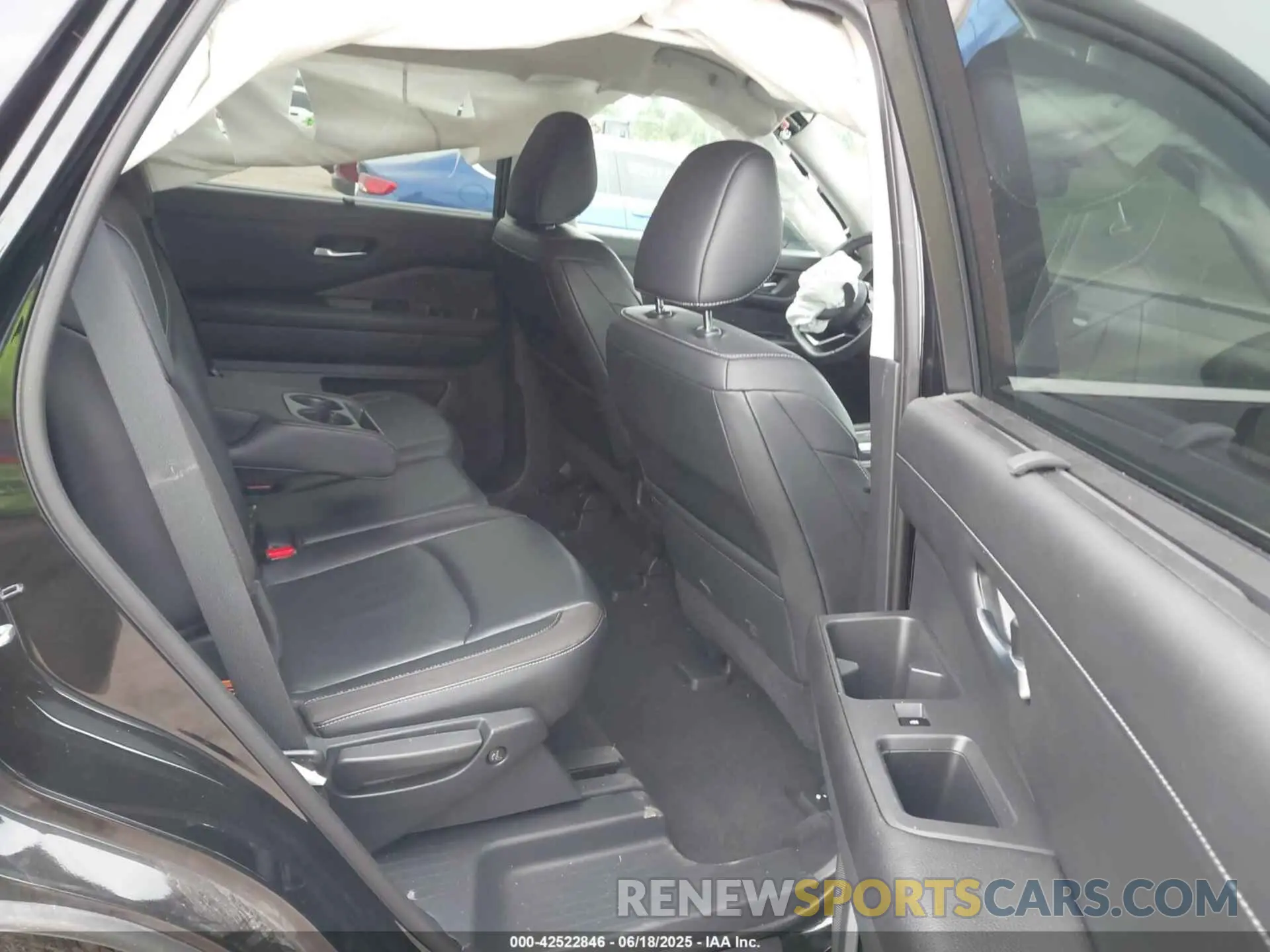 8 fotografías del automóvil dañado 5N1DR3CC3NC210320 NISSAN PATHFINDER 2022