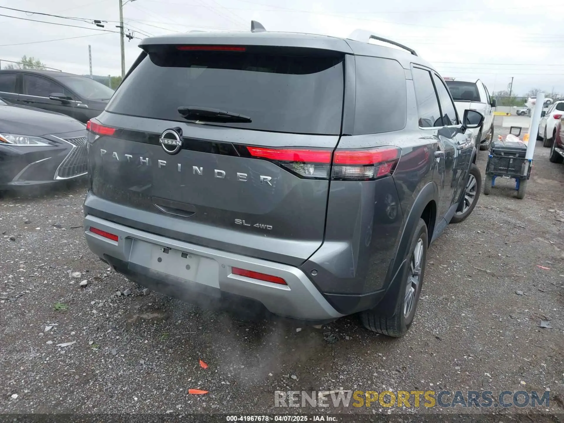 4 fotografías del automóvil dañado 5N1DR3CC4NC226932 NISSAN PATHFINDER 2022